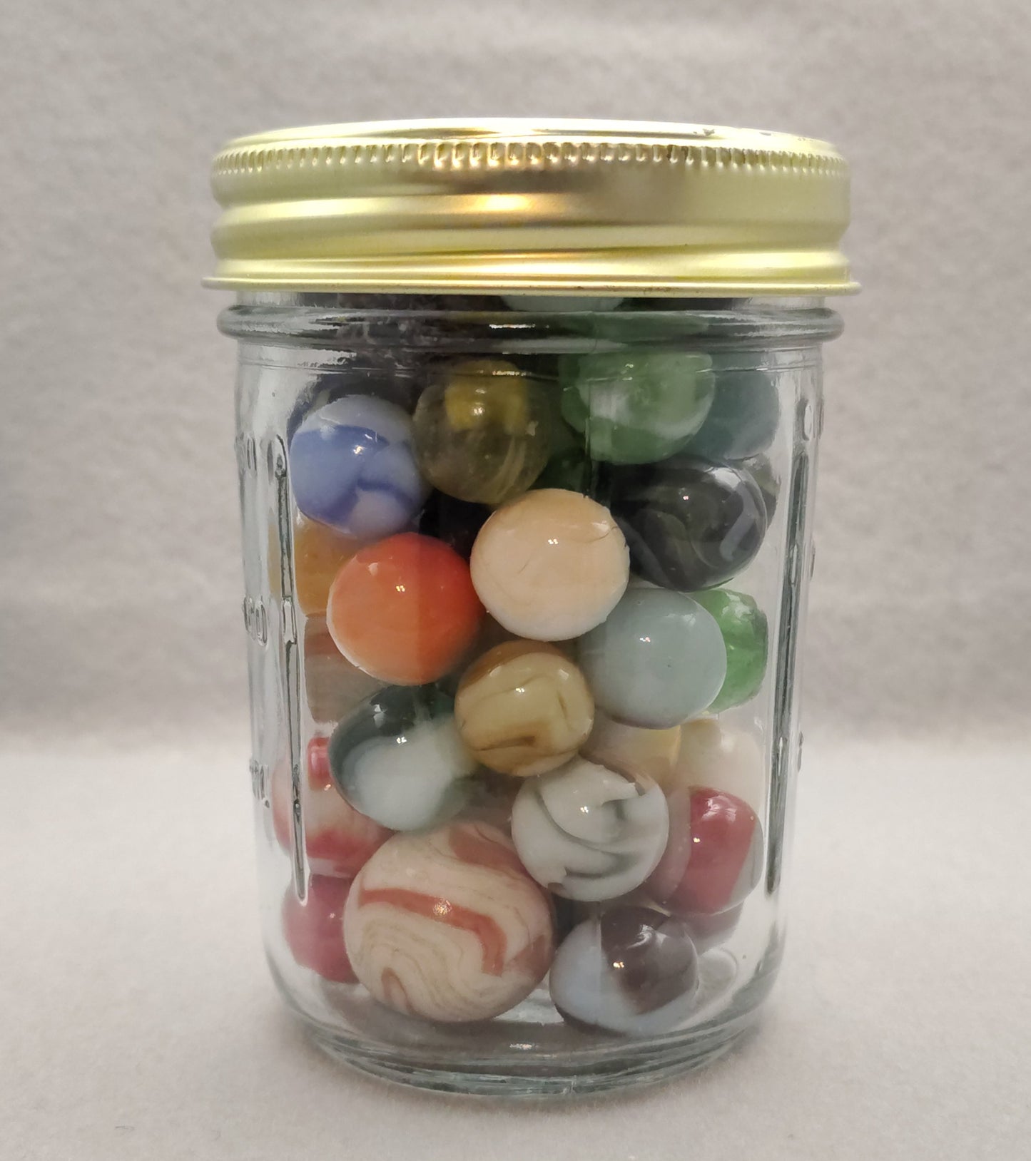 ~60 Vintage Marbles in a jelly jar see desc for makers NM-M