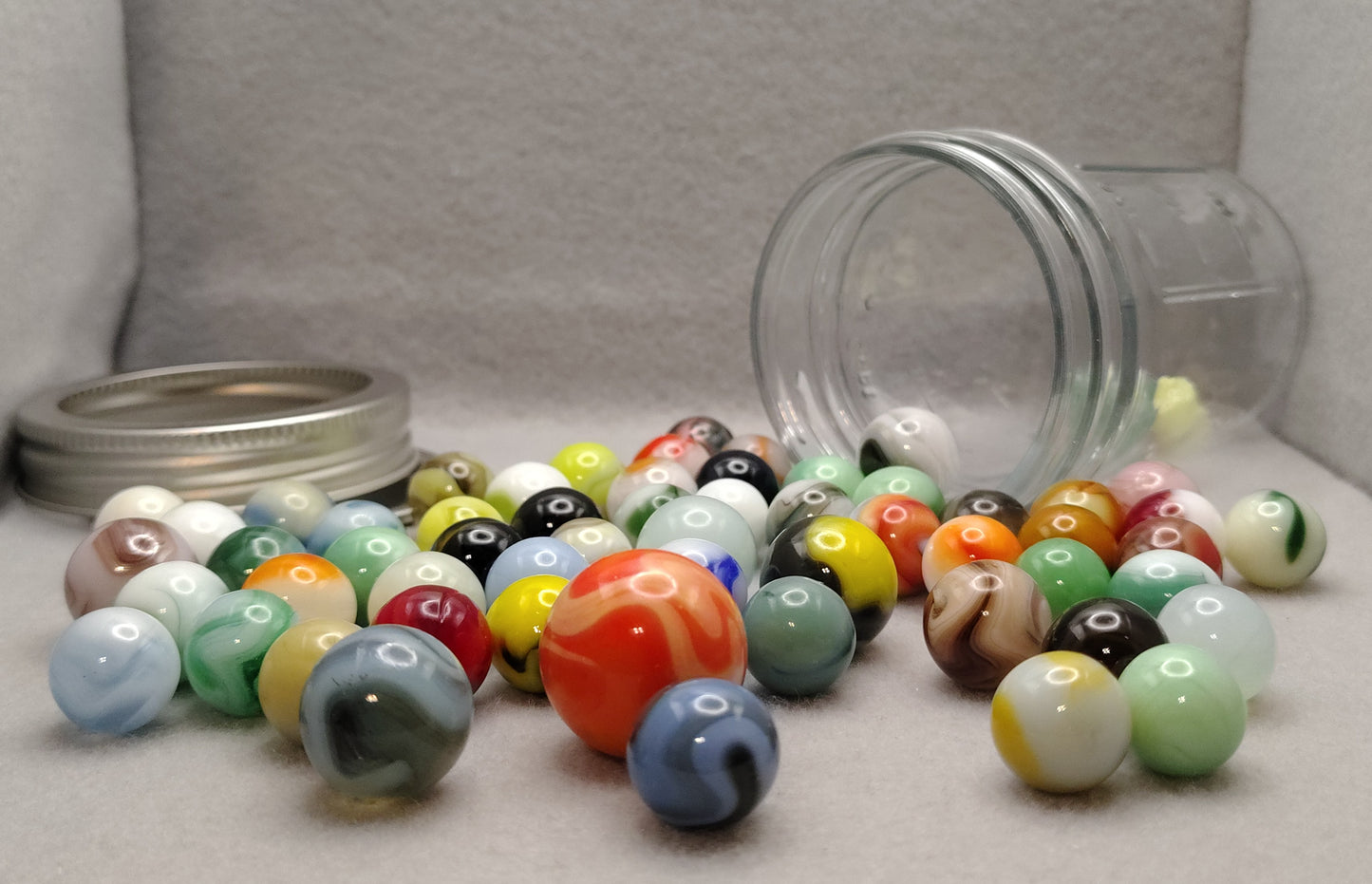~60 Swirl Marbles- 99% JABO in Jelly Jar MINT
