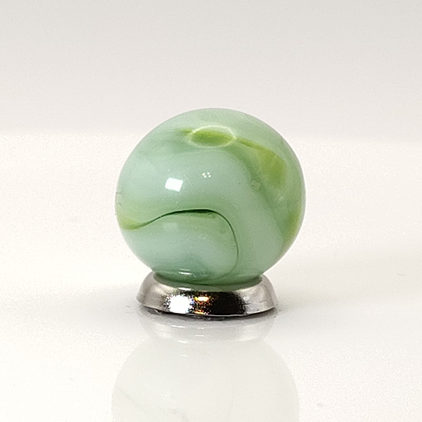 16.5mm Swirl marble Off-round Ravenswood? M-