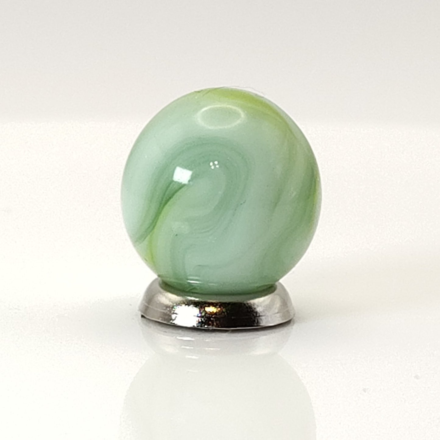 16.5mm Swirl marble Off-round Ravenswood? M-