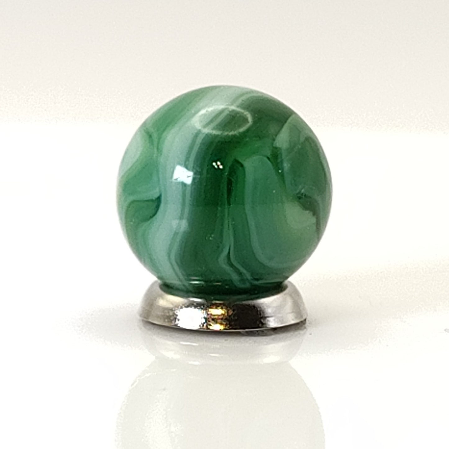 15.5mm Swirl Marble Green & White Champion? MINT