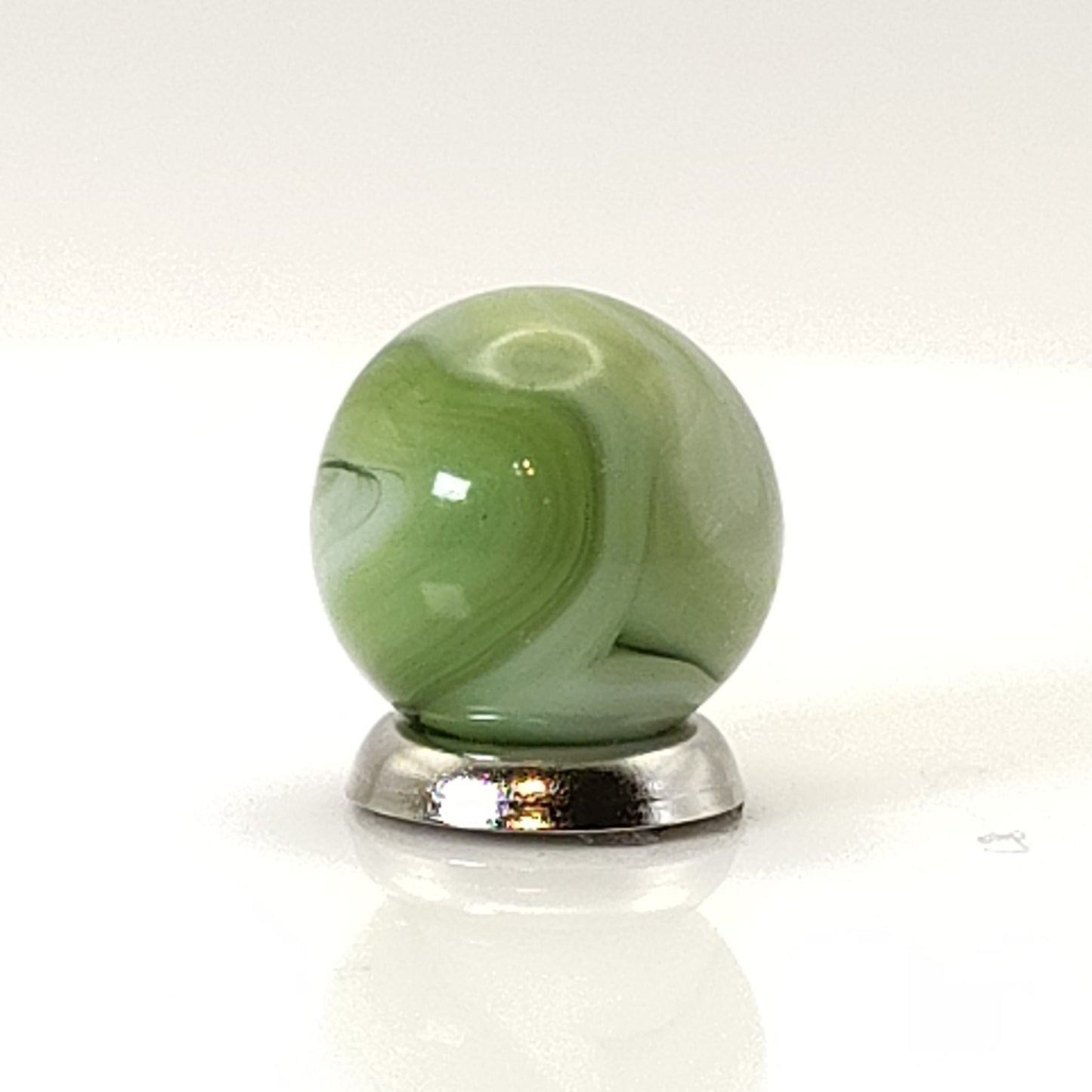 14.5mm Swirl Marble Green & White Ravenswood? Champion? NM+