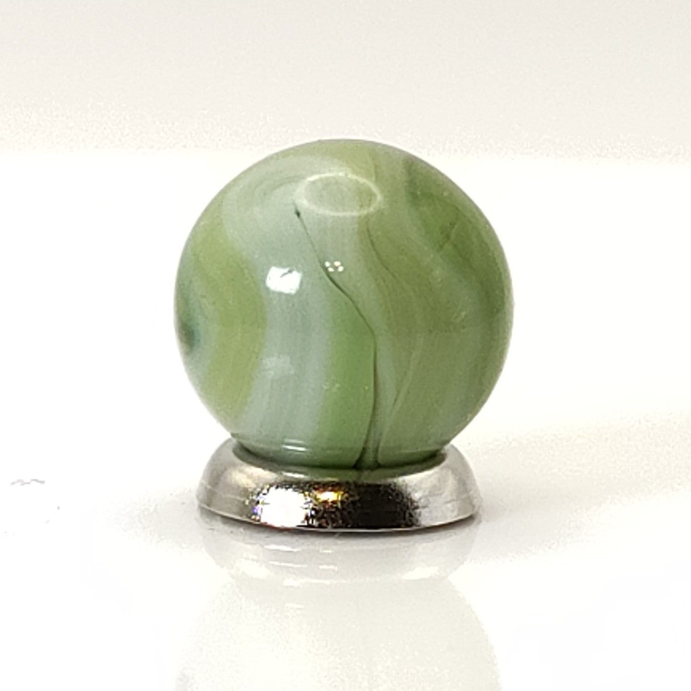 14.5mm Swirl Marble Green & White Ravenswood? Champion? NM+