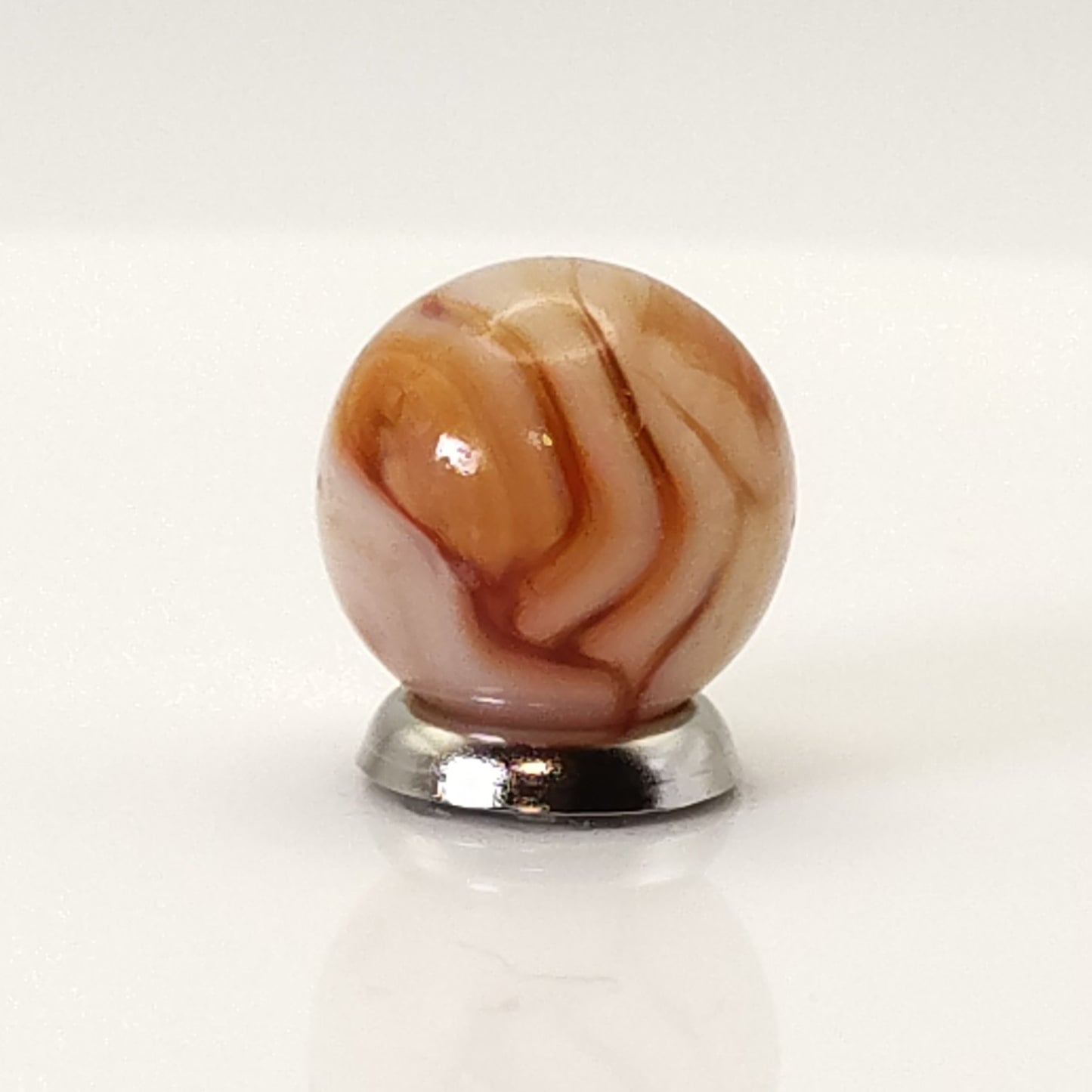 5/8" Swirl Marble Red Pink White NM-