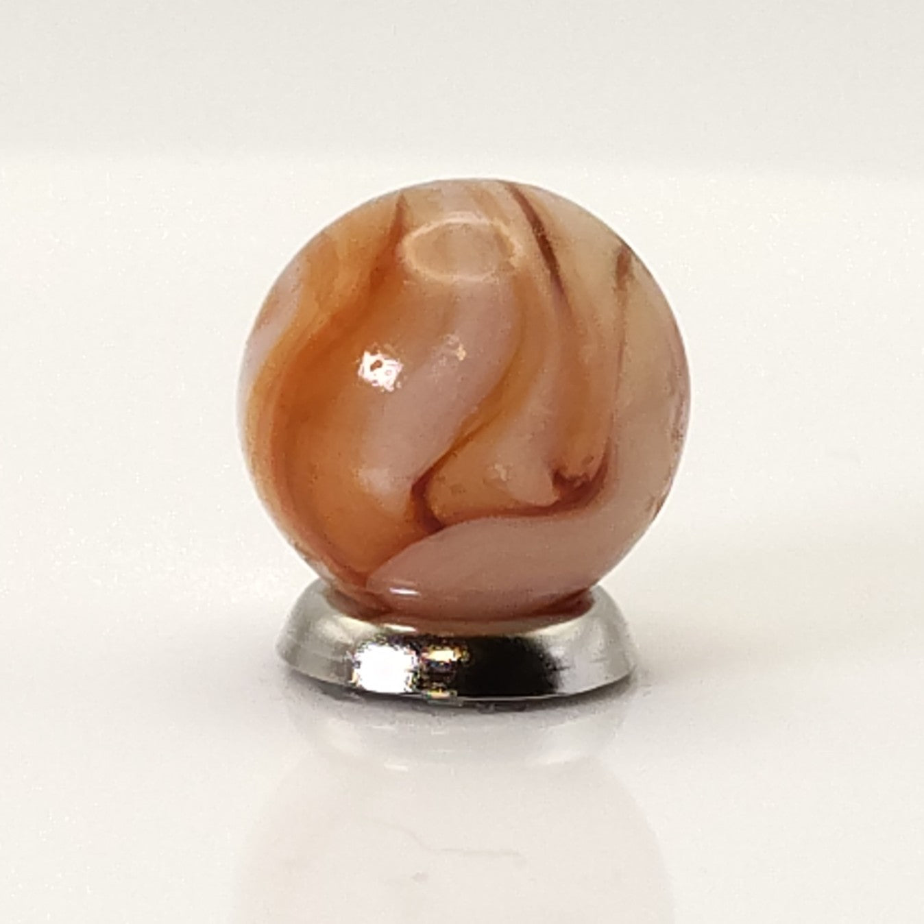 5/8" Swirl Marble Red Pink White NM-