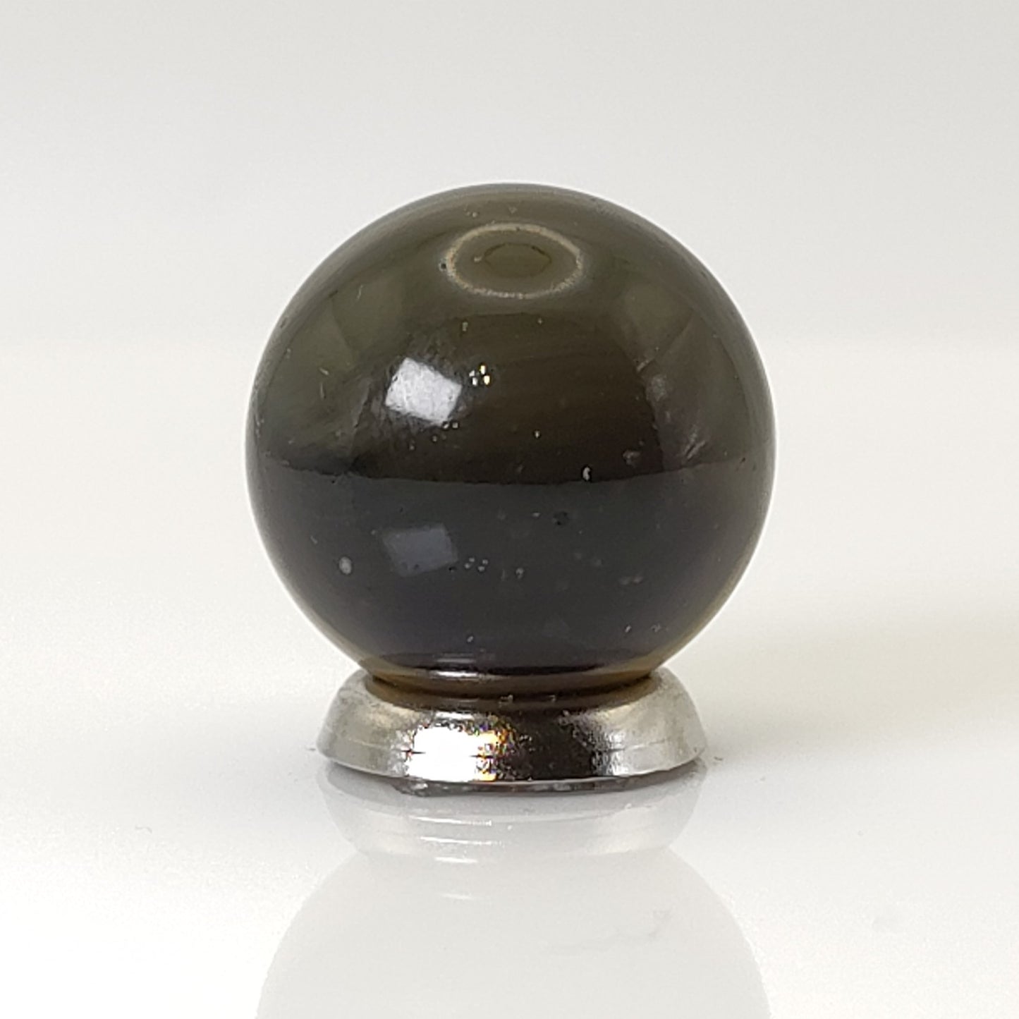 17mm Vintage Master Marble Cloudy M- small inclusion