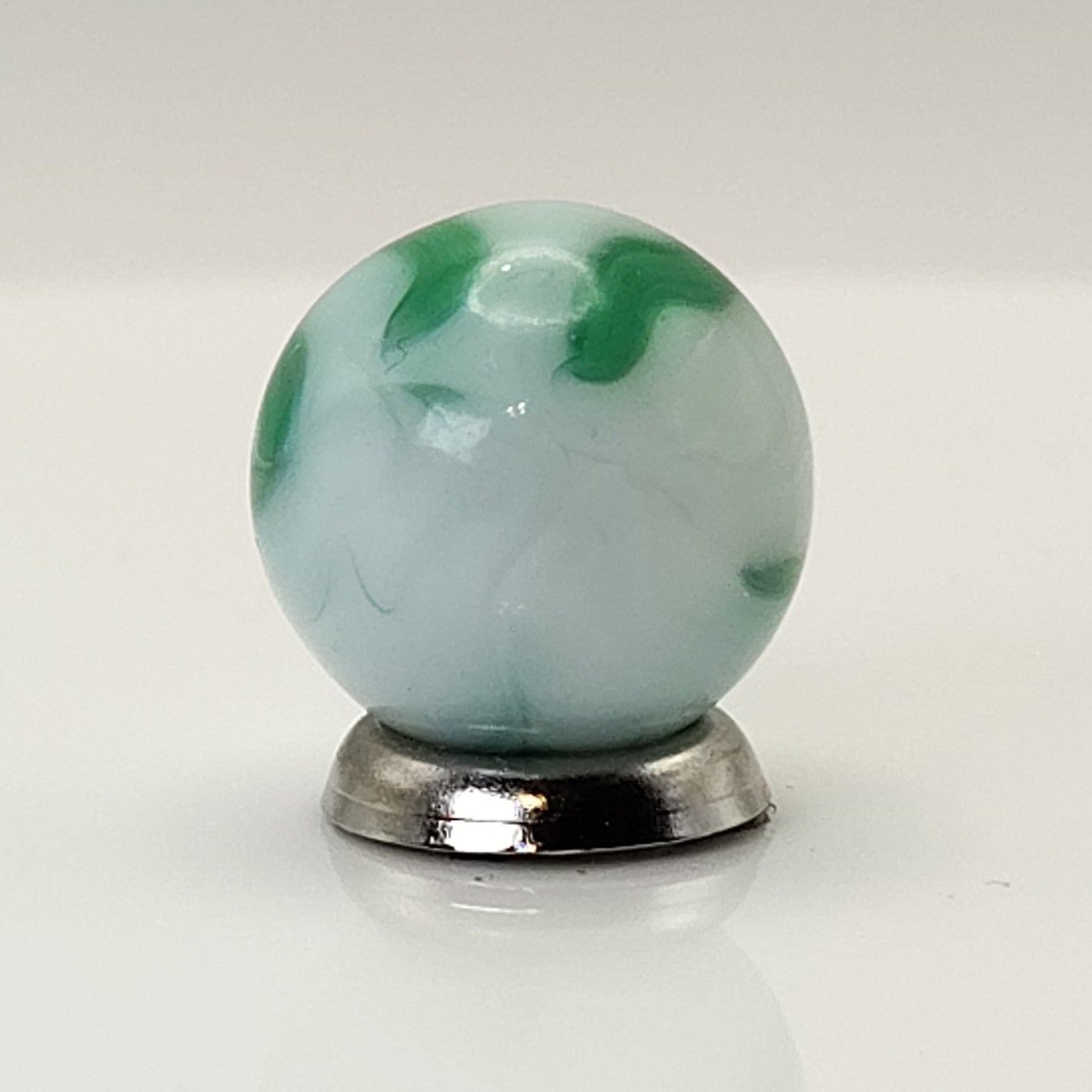 15.5mm Green & White Swirl Marble Alley? NM+