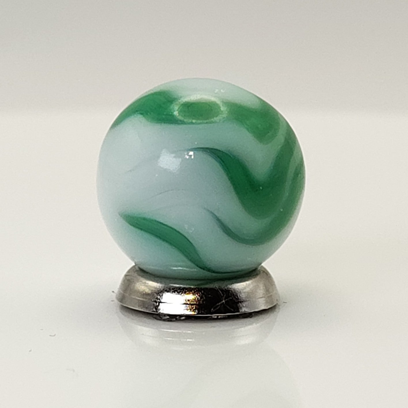 15.5mm Green & White Swirl Marble Alley? NM+