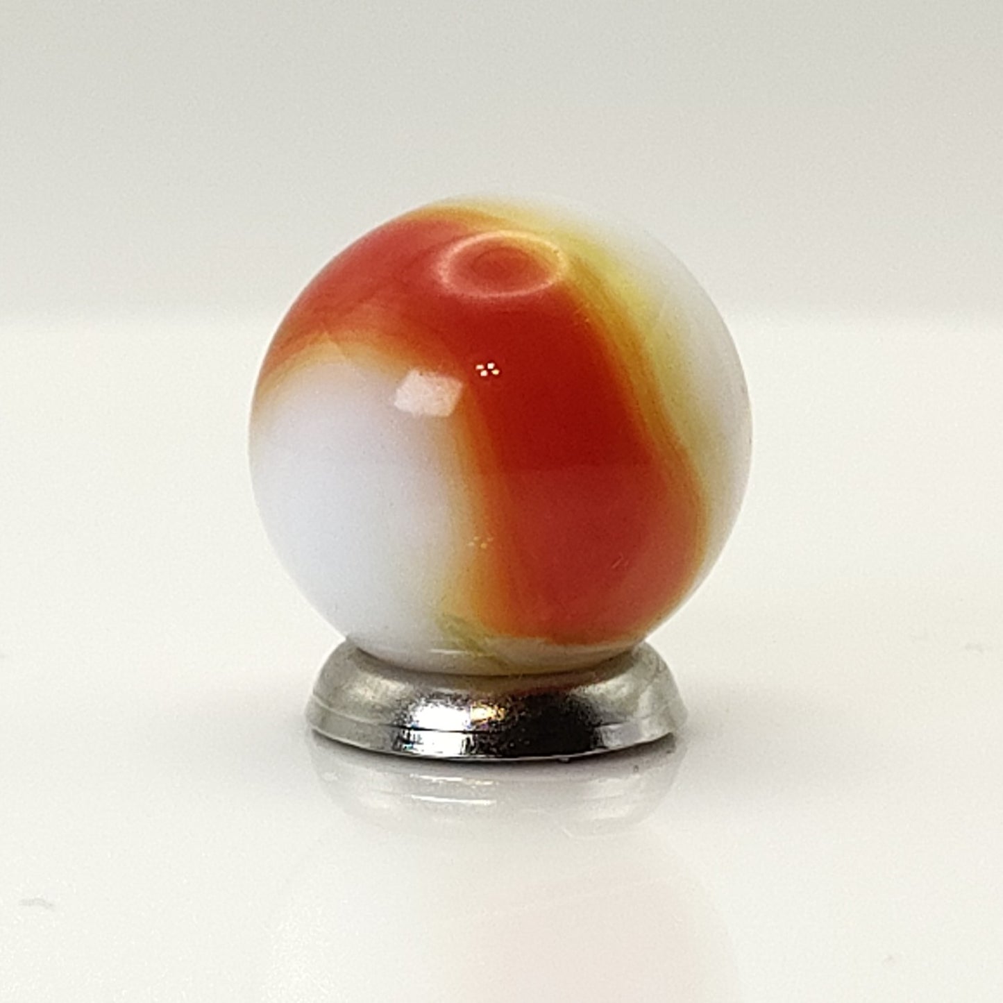 16.5mm Akro Agate Special Corkscrew Red Orange Yellow White MINT