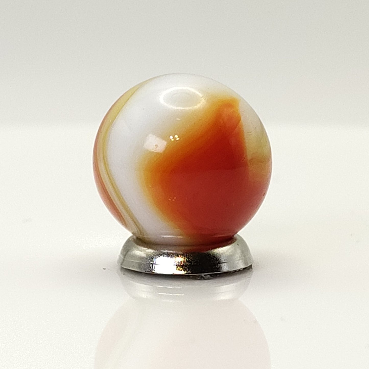 16.5mm Akro Agate Special Corkscrew Red Orange Yellow White MINT