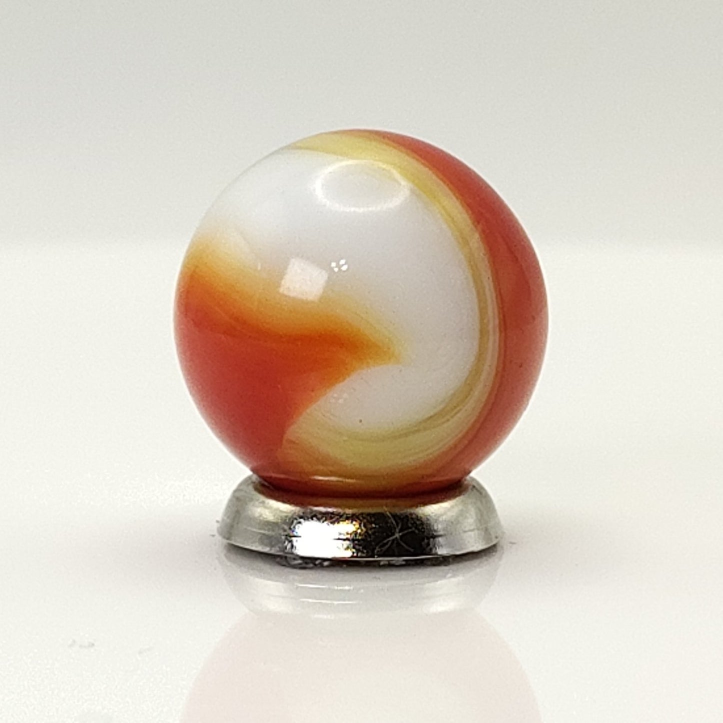 16.5mm Akro Agate Special Corkscrew Red Orange Yellow White MINT