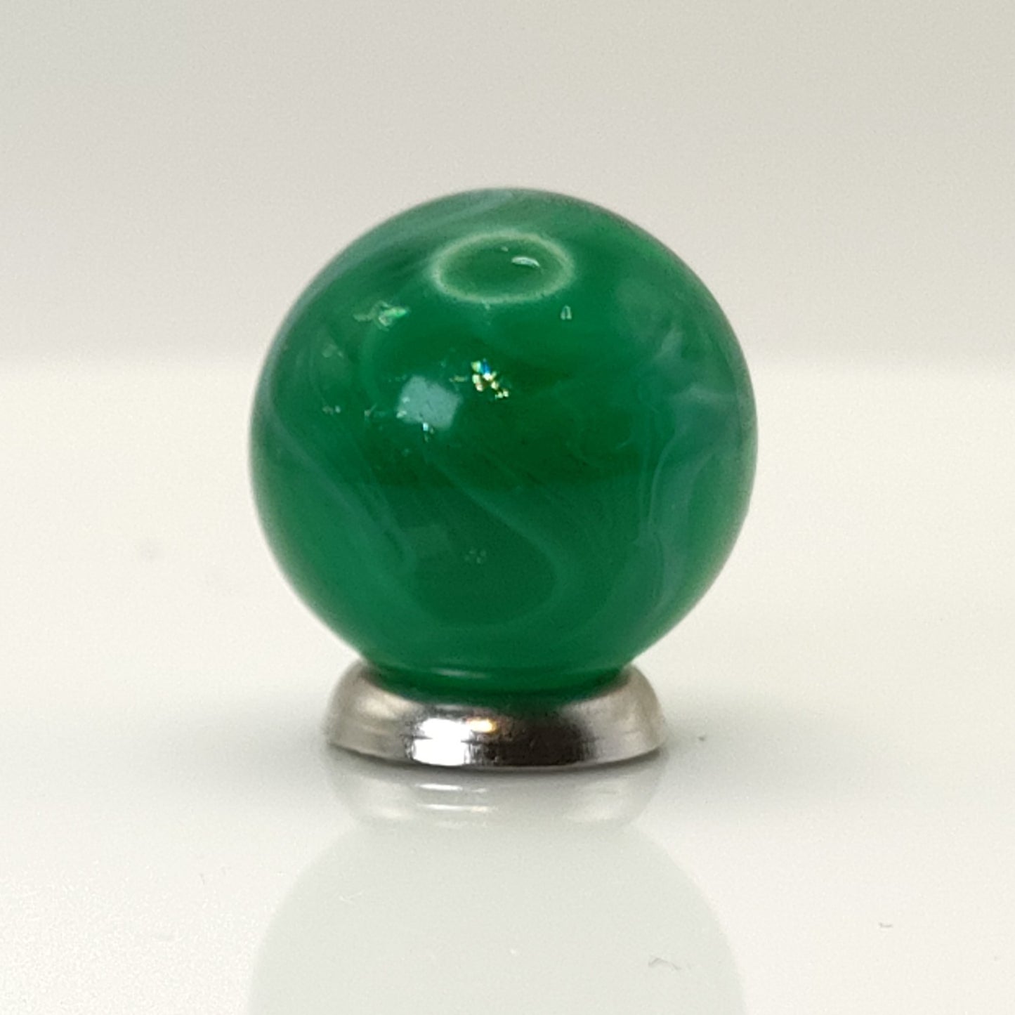 18mm Emerald Green Feathered Slag Marble NM