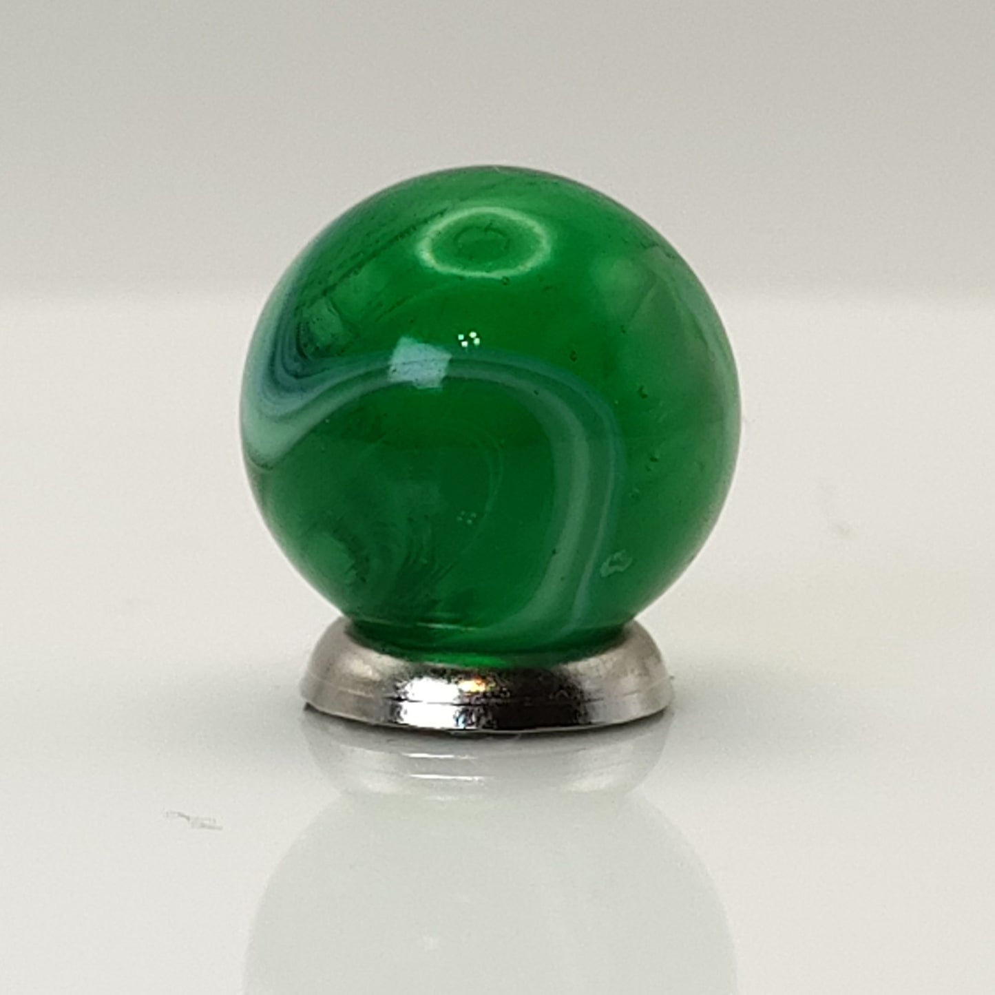 16.5mm Emerald Green Slag M-