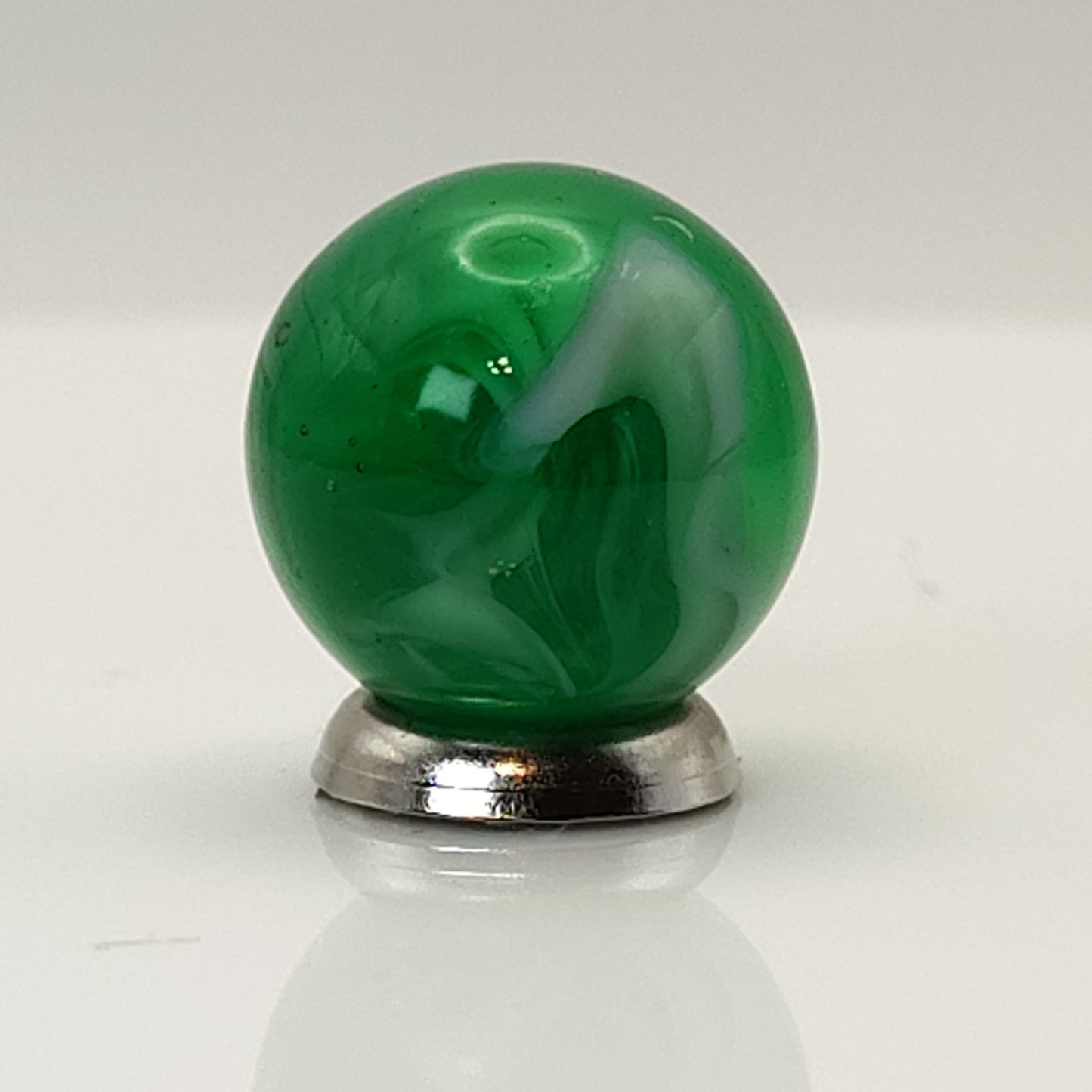 16.5mm Emerald Green Slag M-