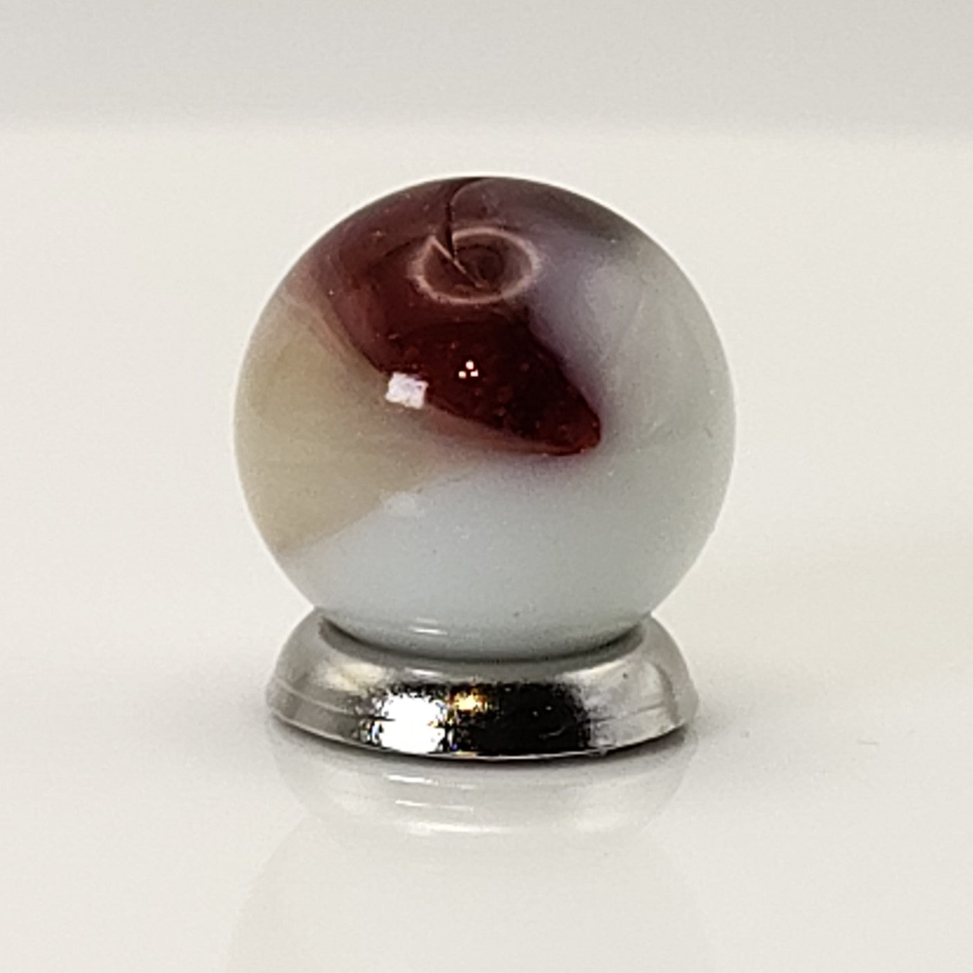 14.5mm Akro Agate Lazy Corkscrew w/small cold crease NM+