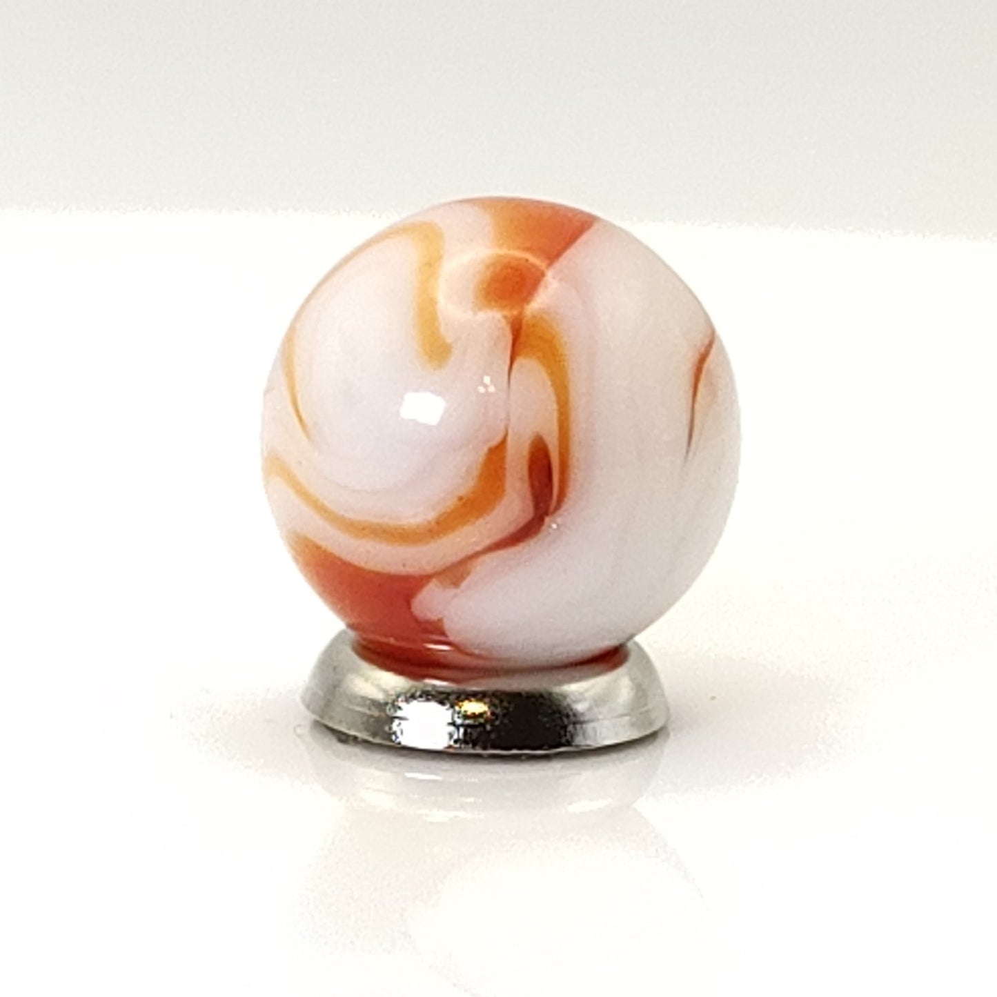 16mm Red & Cream Swirl Marble (MFC?) NM+