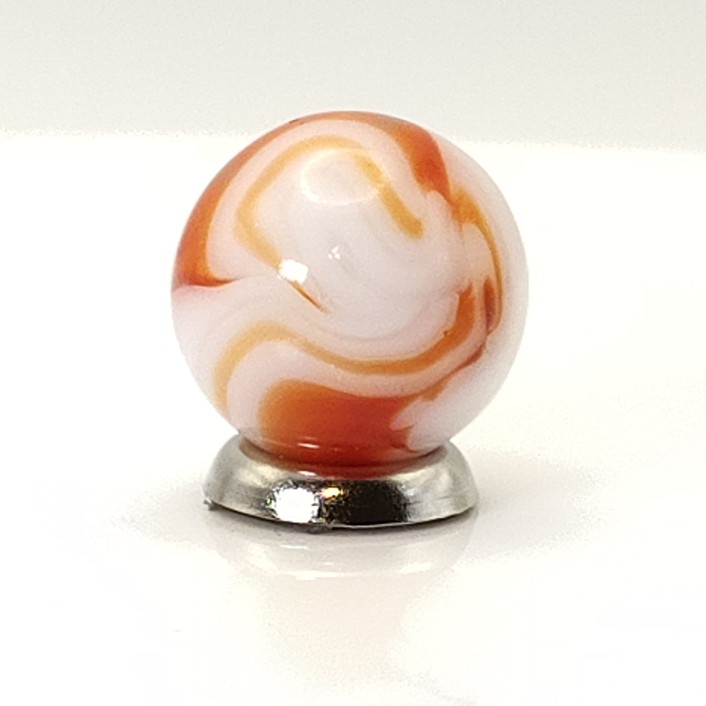 16mm Red & Cream Swirl Marble (MFC?) NM+
