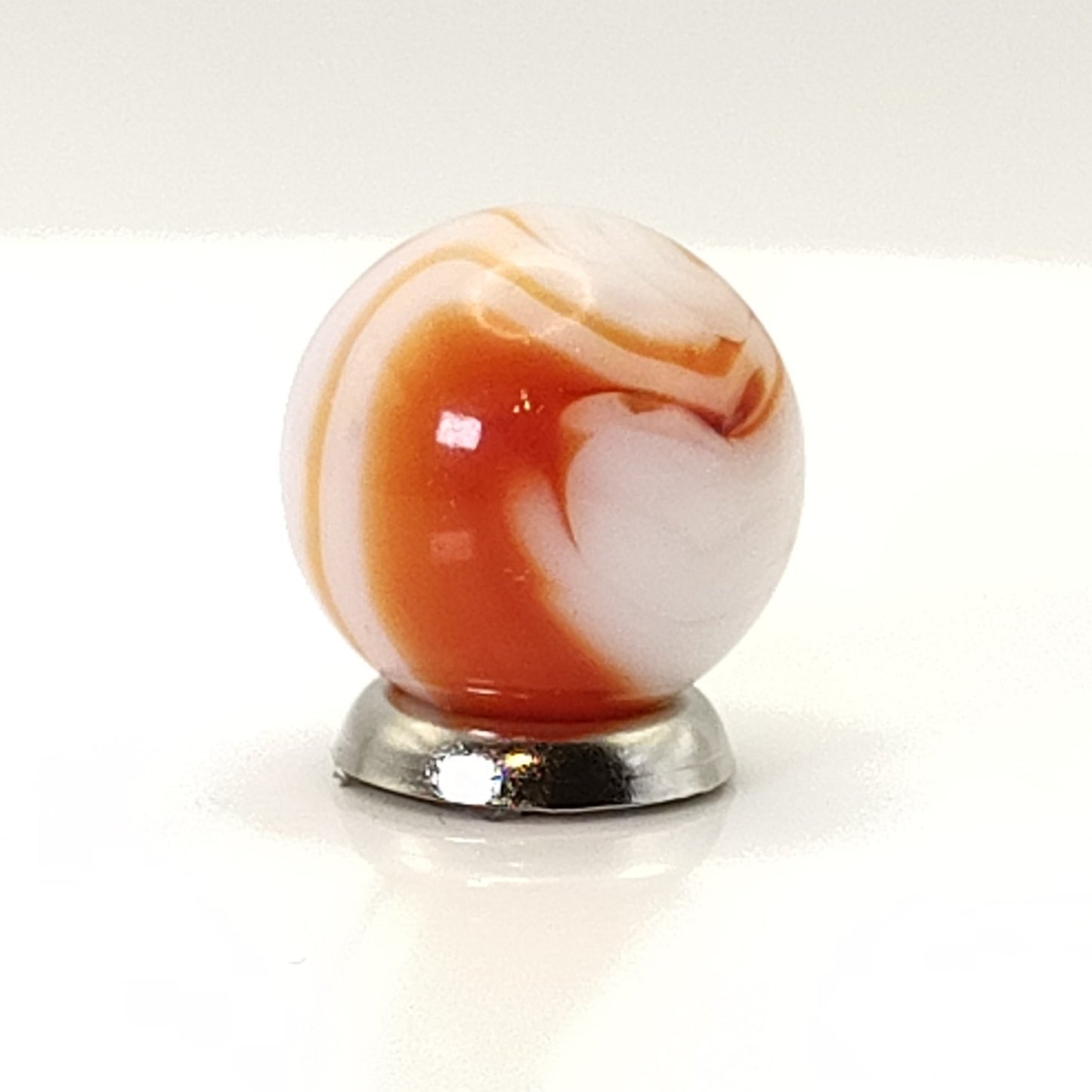 16mm Red & Cream Swirl Marble (MFC?) NM+