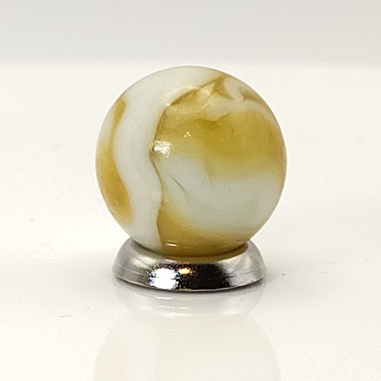 15.5mm Butterscotch & White Swirl Marble NM-