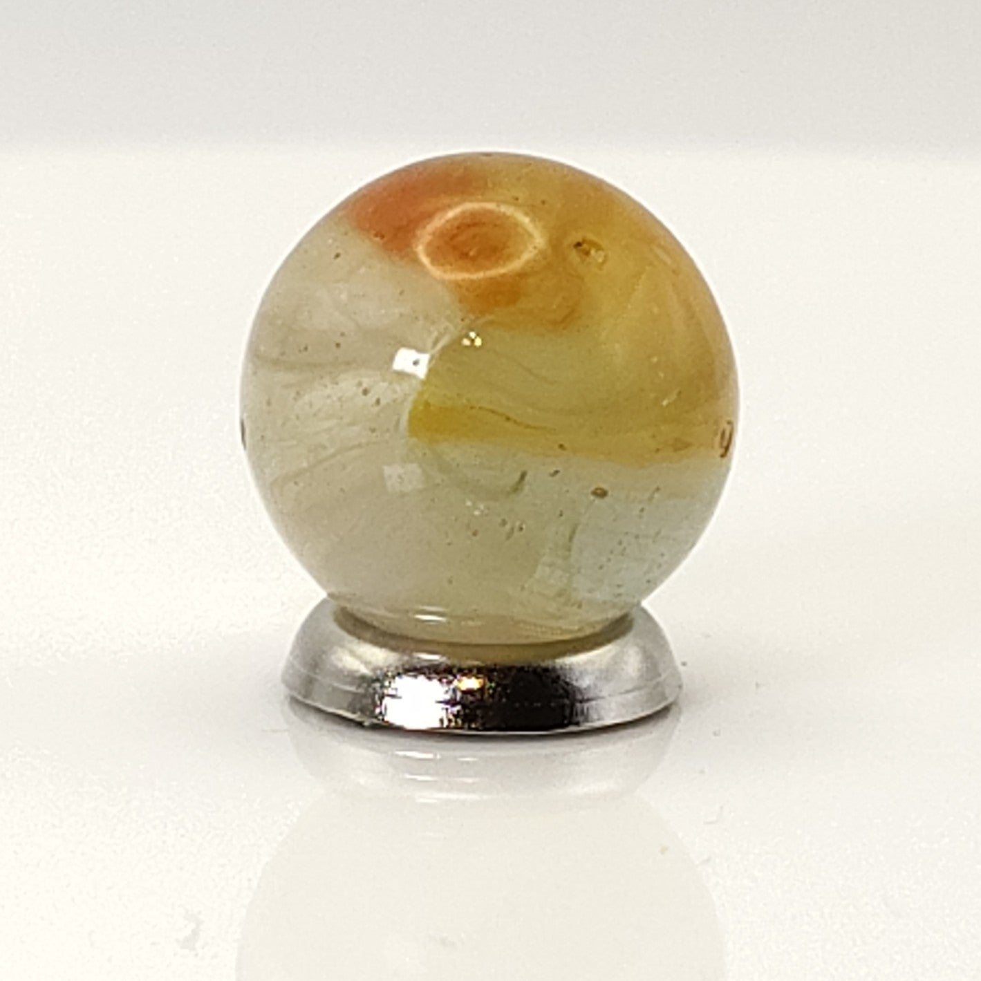 15.5mm Gorgeous Vitro Agate Phantom Conqueror marble orange/ peach NM+