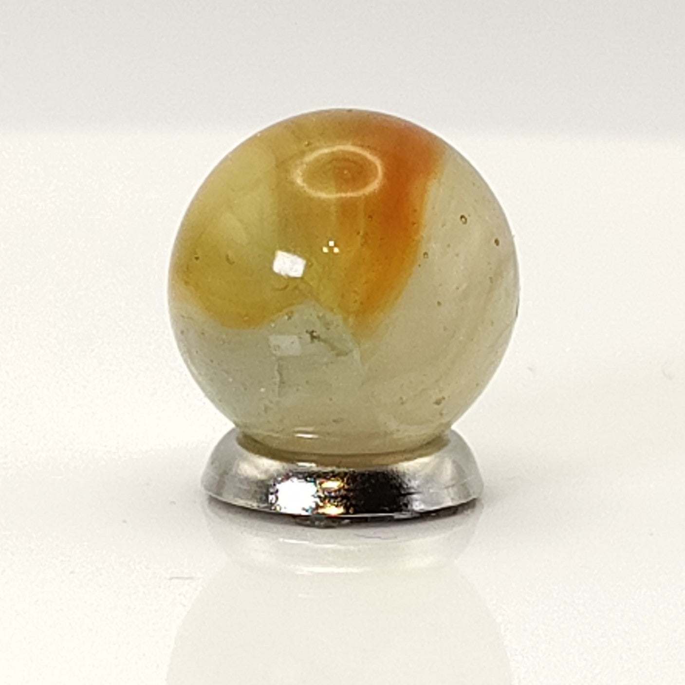 15.5mm Gorgeous Vitro Agate Phantom Conqueror marble orange/ peach NM+