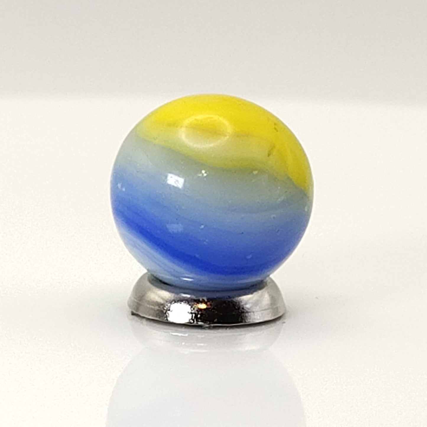 15.5mm Vintage Vitro Agate Tri-Lite Marble NM