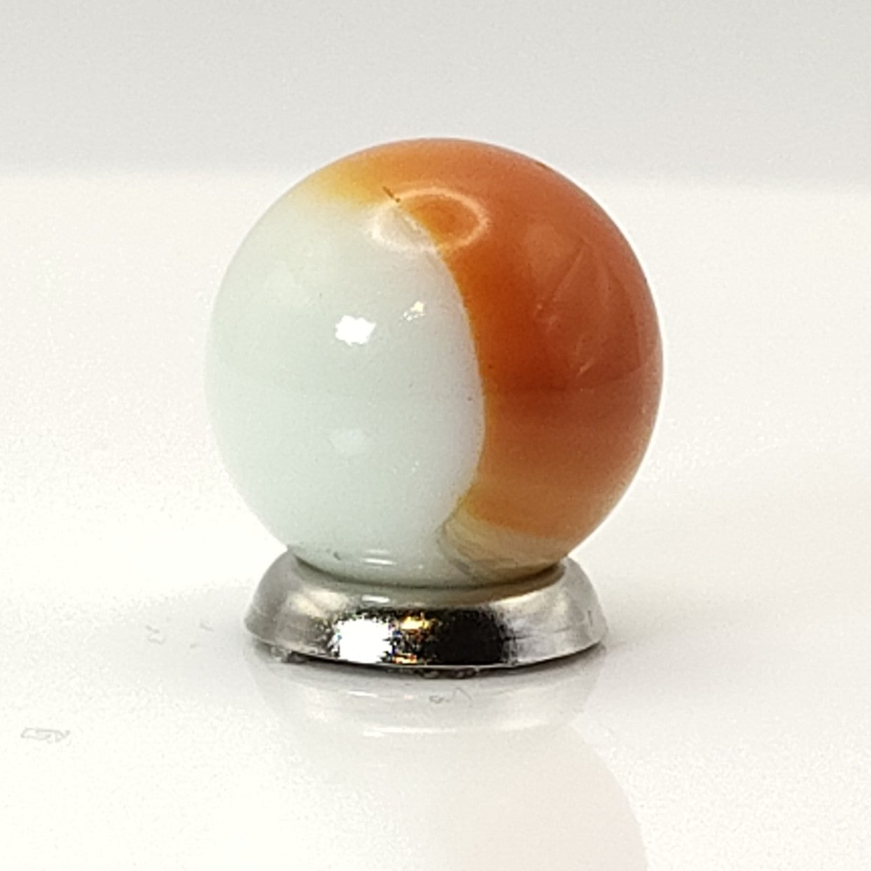15.5mm Akro Agate Uranium Patch marble NM+