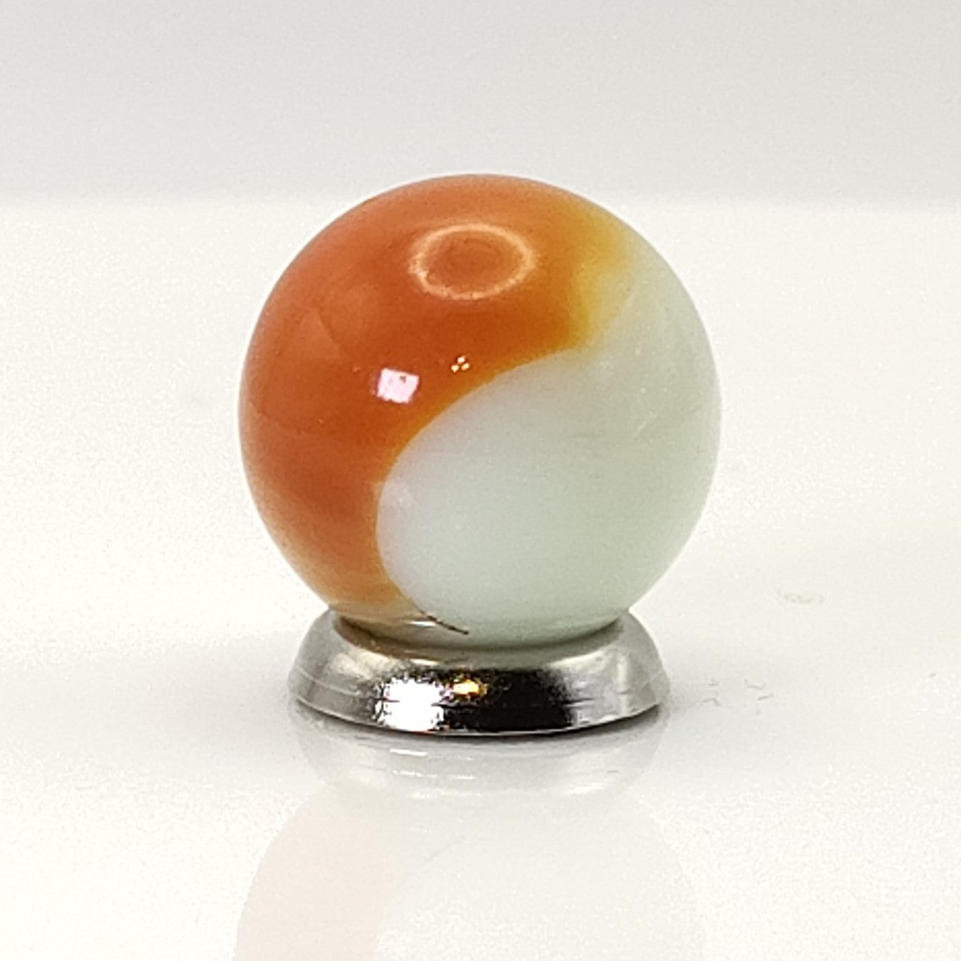 15.5mm Akro Agate Uranium Patch marble NM+