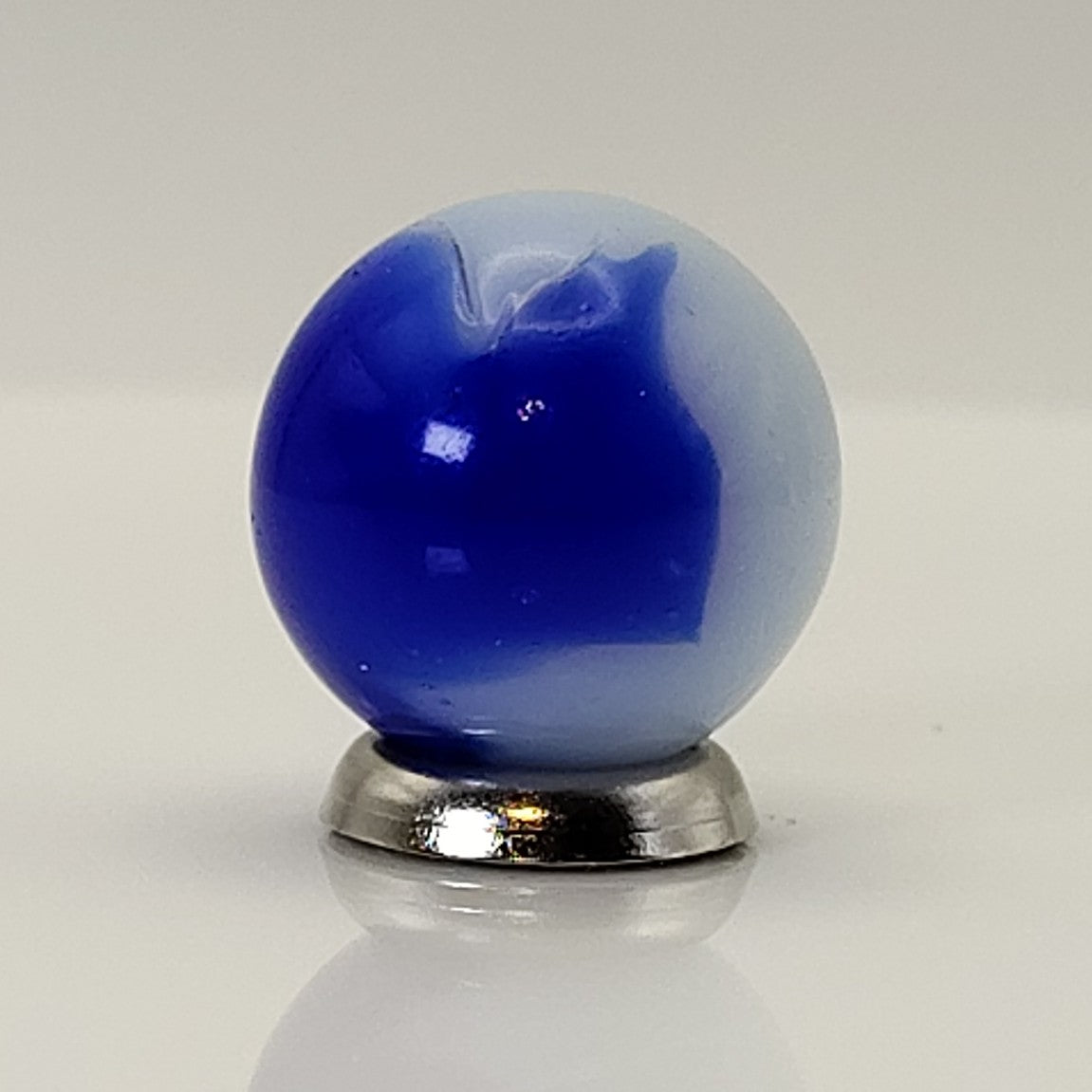 5/8" Akro Agate Patch / Lazy Cork Marble Blue & White NM+