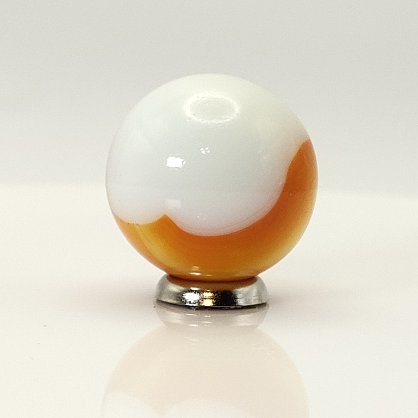 7/8" Akro Agate Patch Marble Orange & White NM+