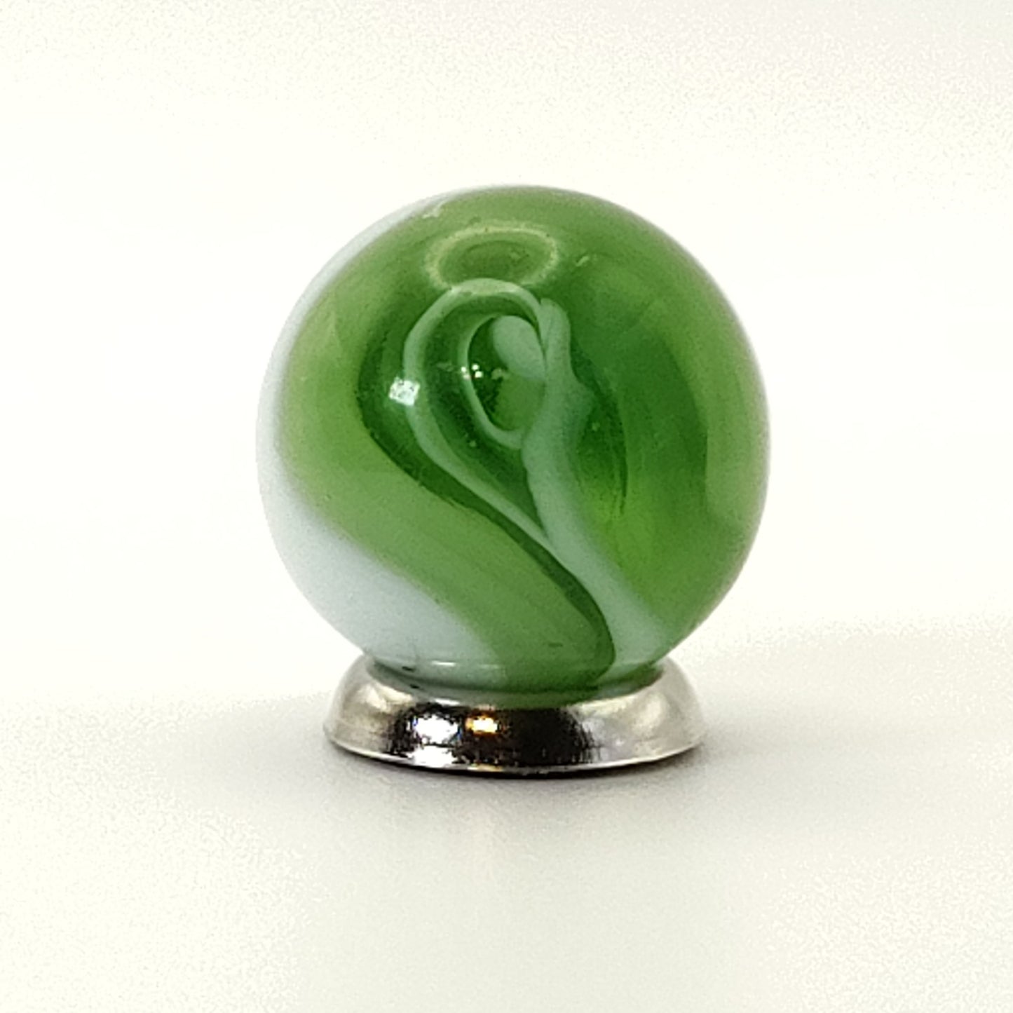 17mm Light Green Slag Marble (MFC?) NM