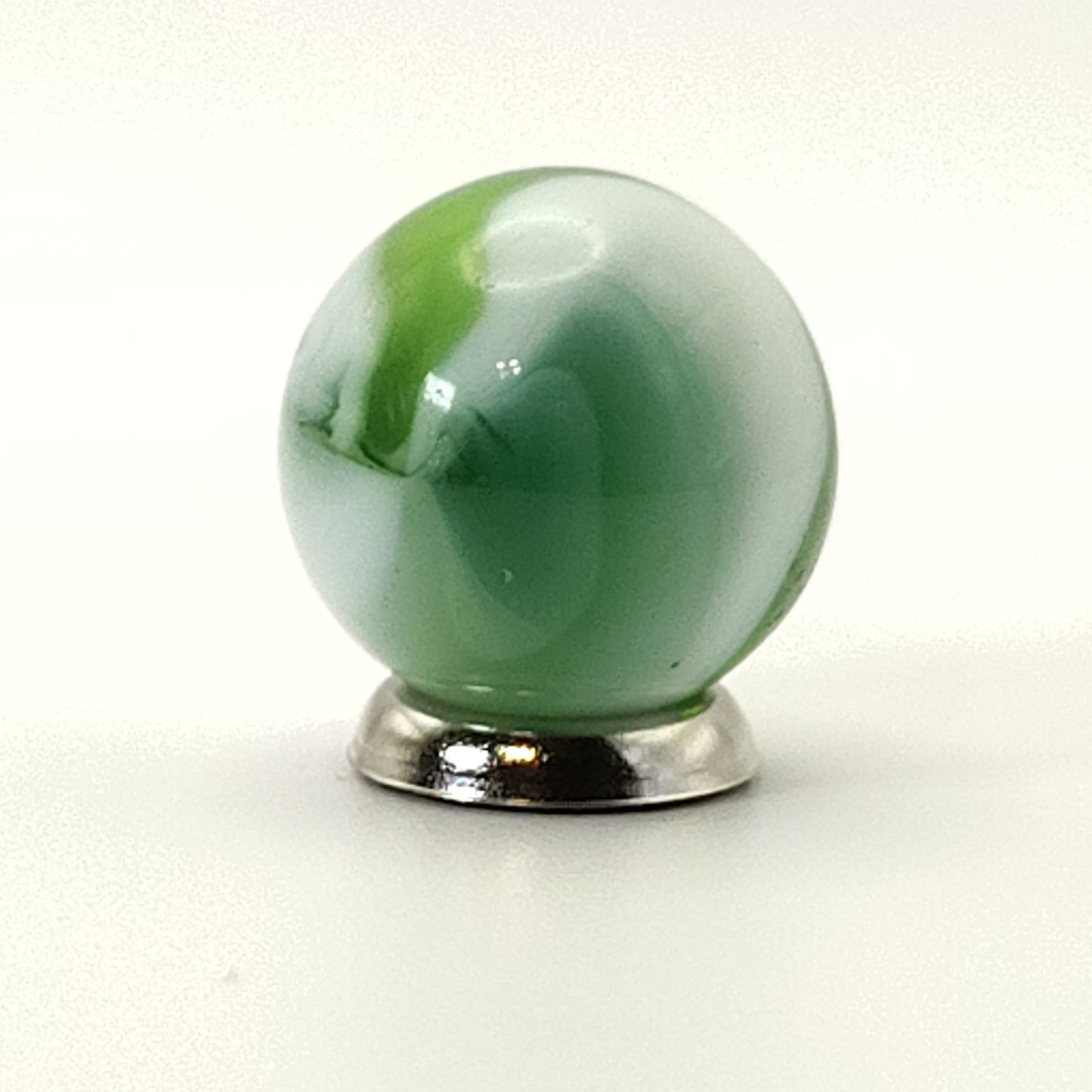 17mm Light Green Slag Marble (MFC?) NM