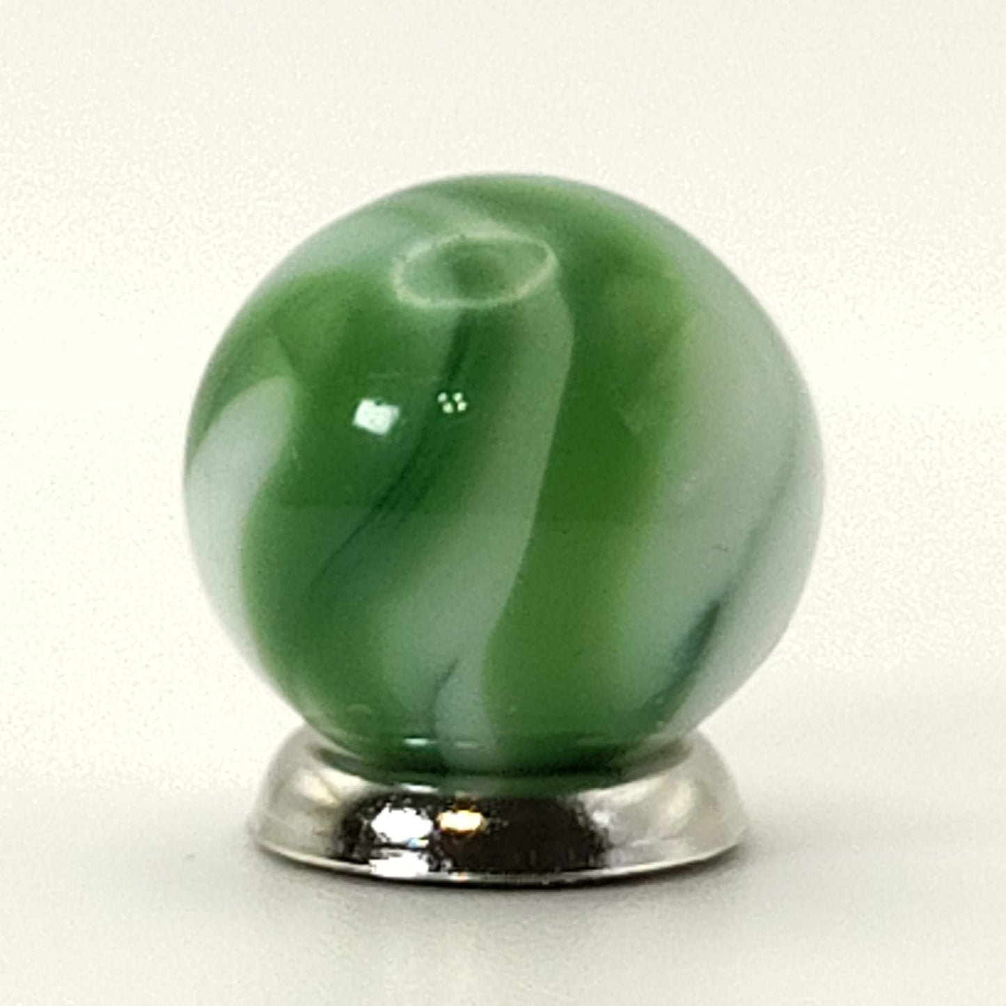 5/8" CAC Swirl Marble Dark Green & White NM+
