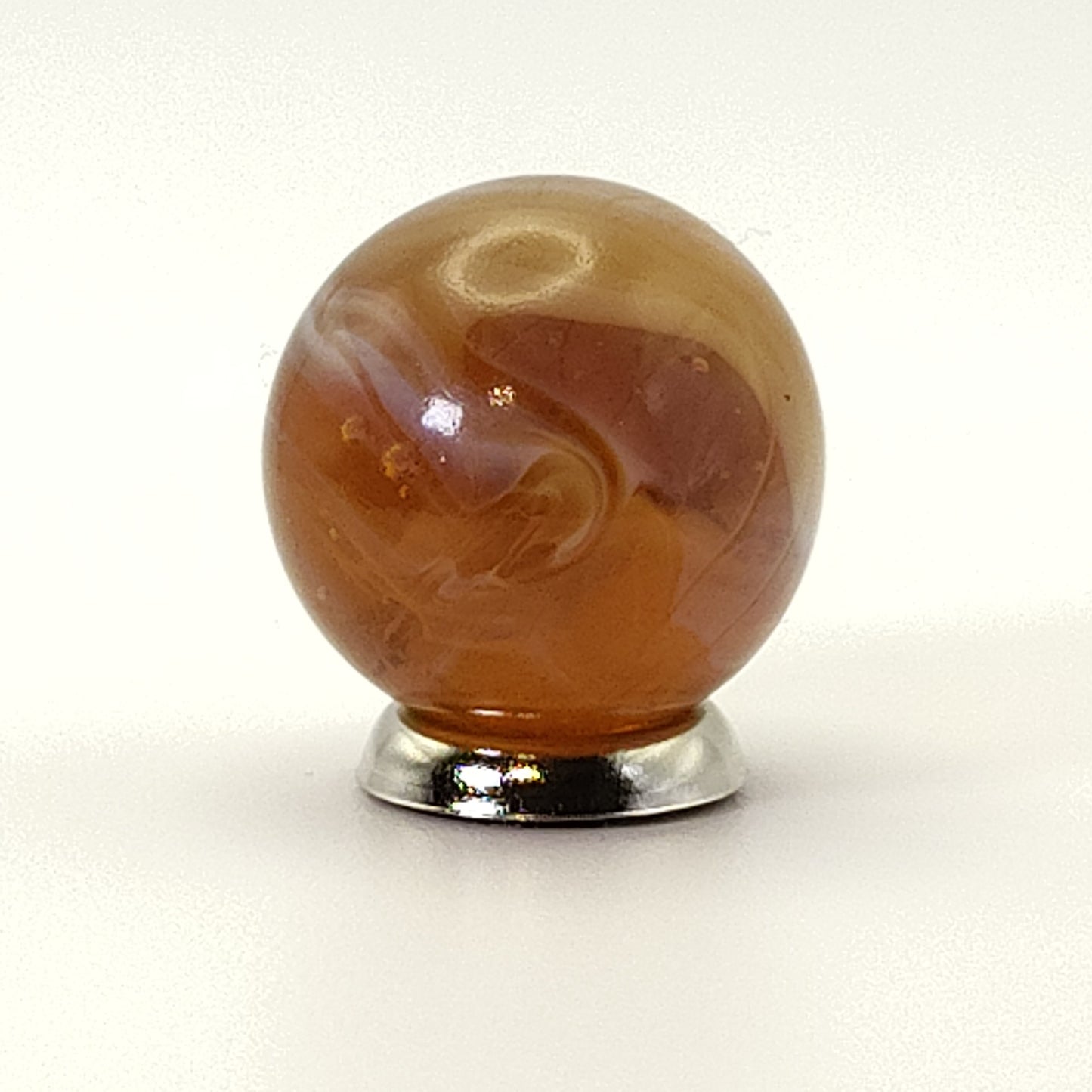 Gorgeous 18mm Amber Slag Marble w/drizzle M-