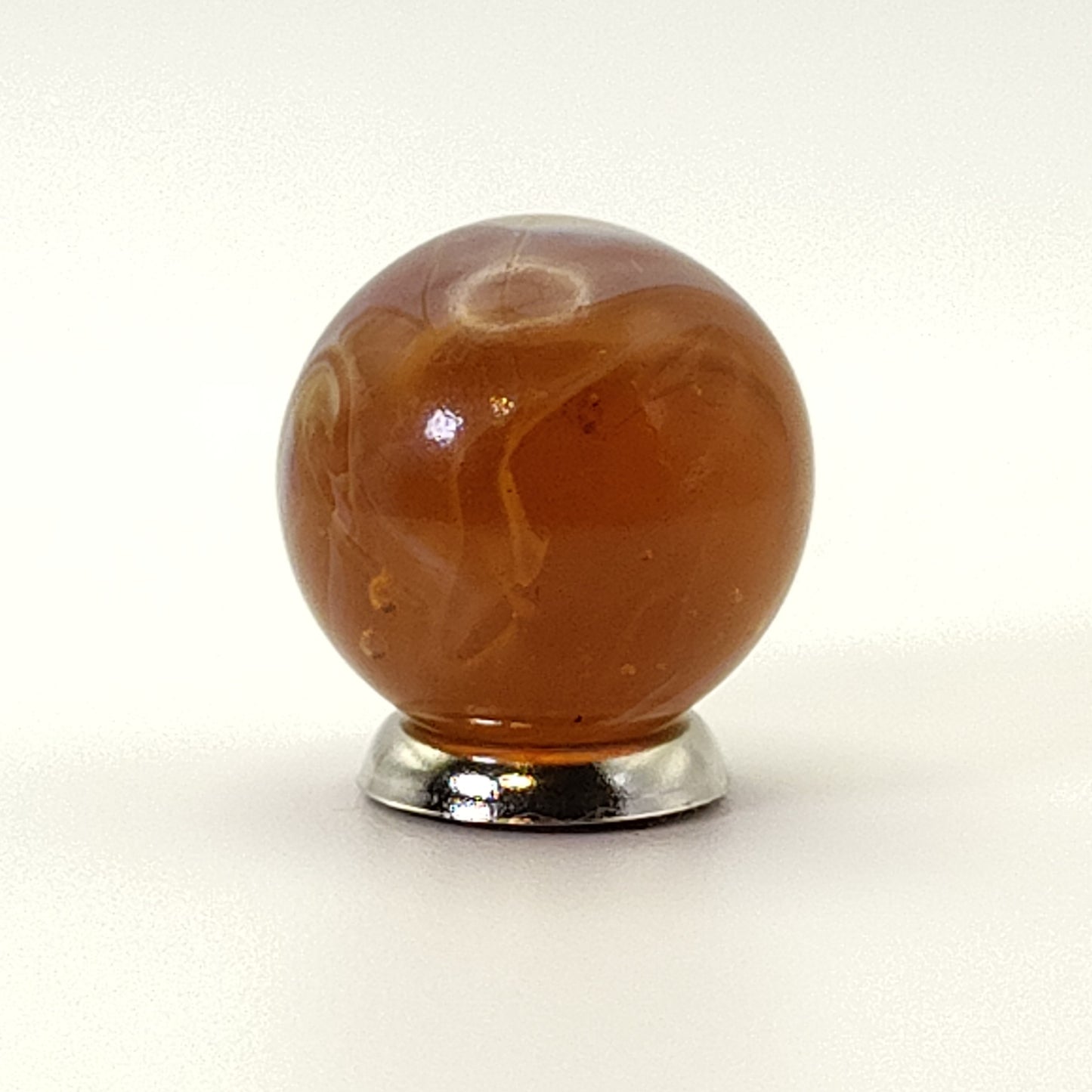 Gorgeous 18mm Amber Slag Marble w/drizzle M-