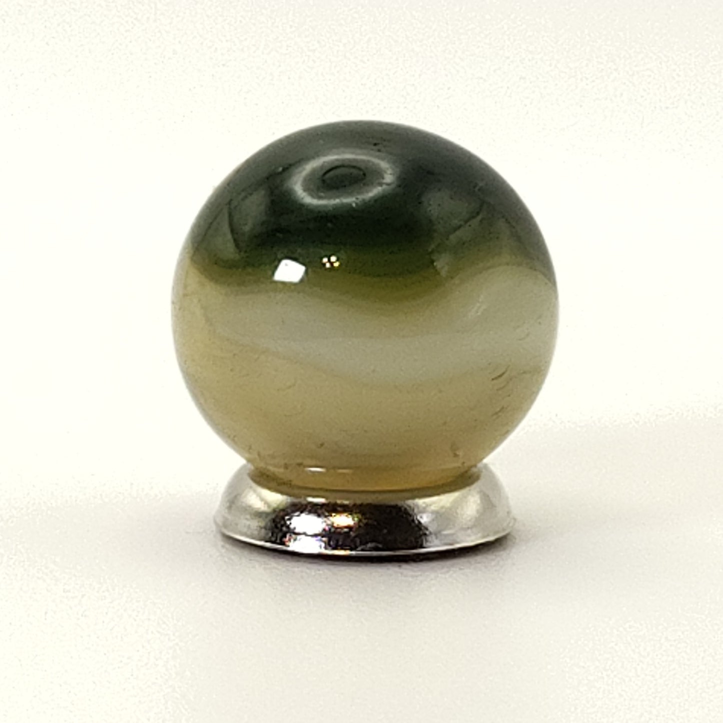5/8" Akro Agate Sparkler Marble Tan & Moss Green NM