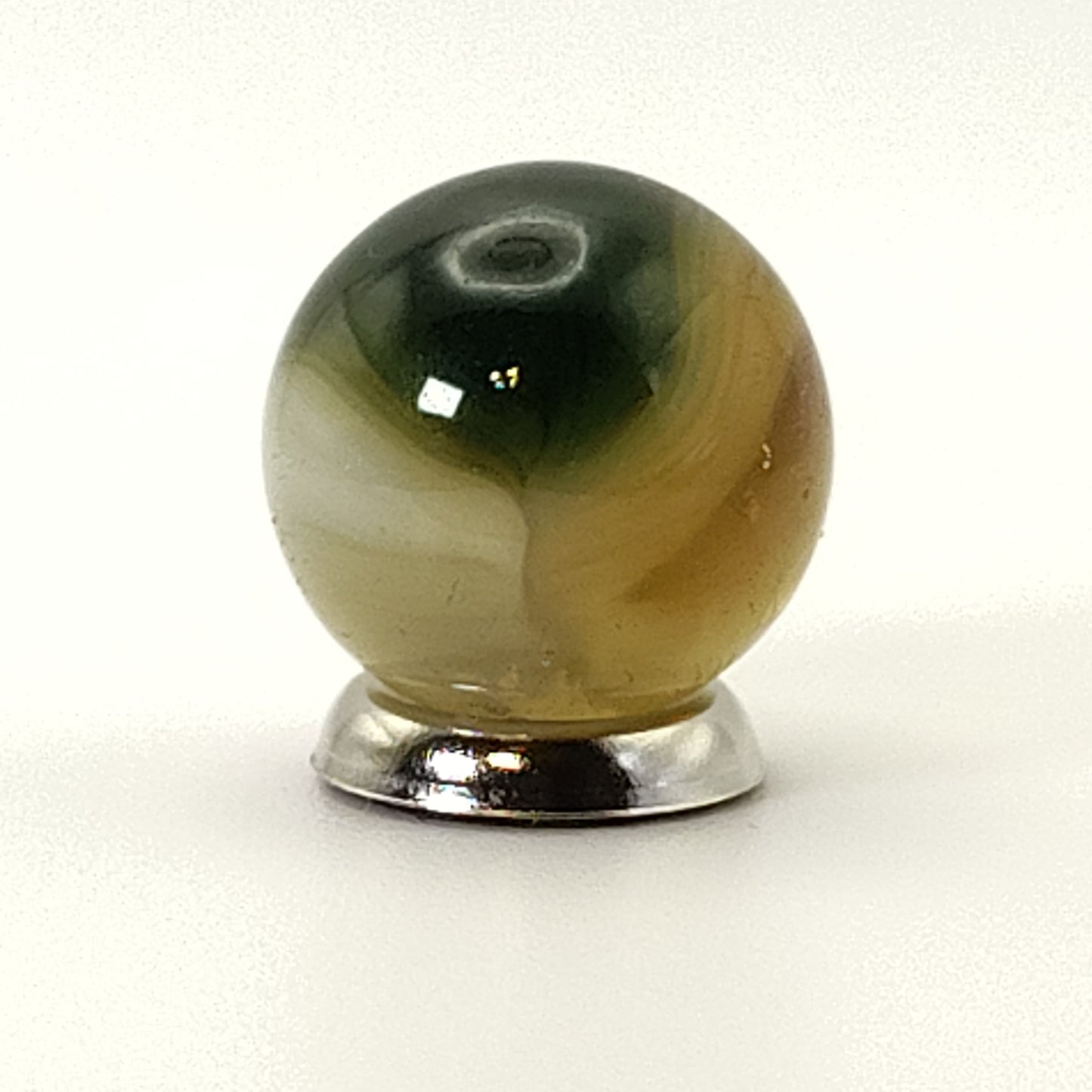 5/8" Akro Agate Sparkler Marble Tan & Moss Green NM