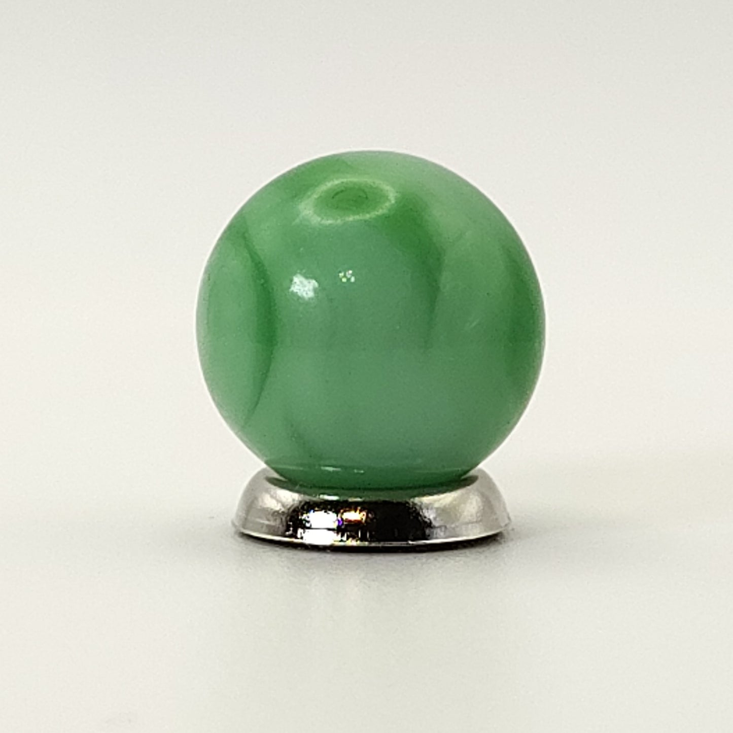 5/8" Swirl Marble Green & White Alley? M-