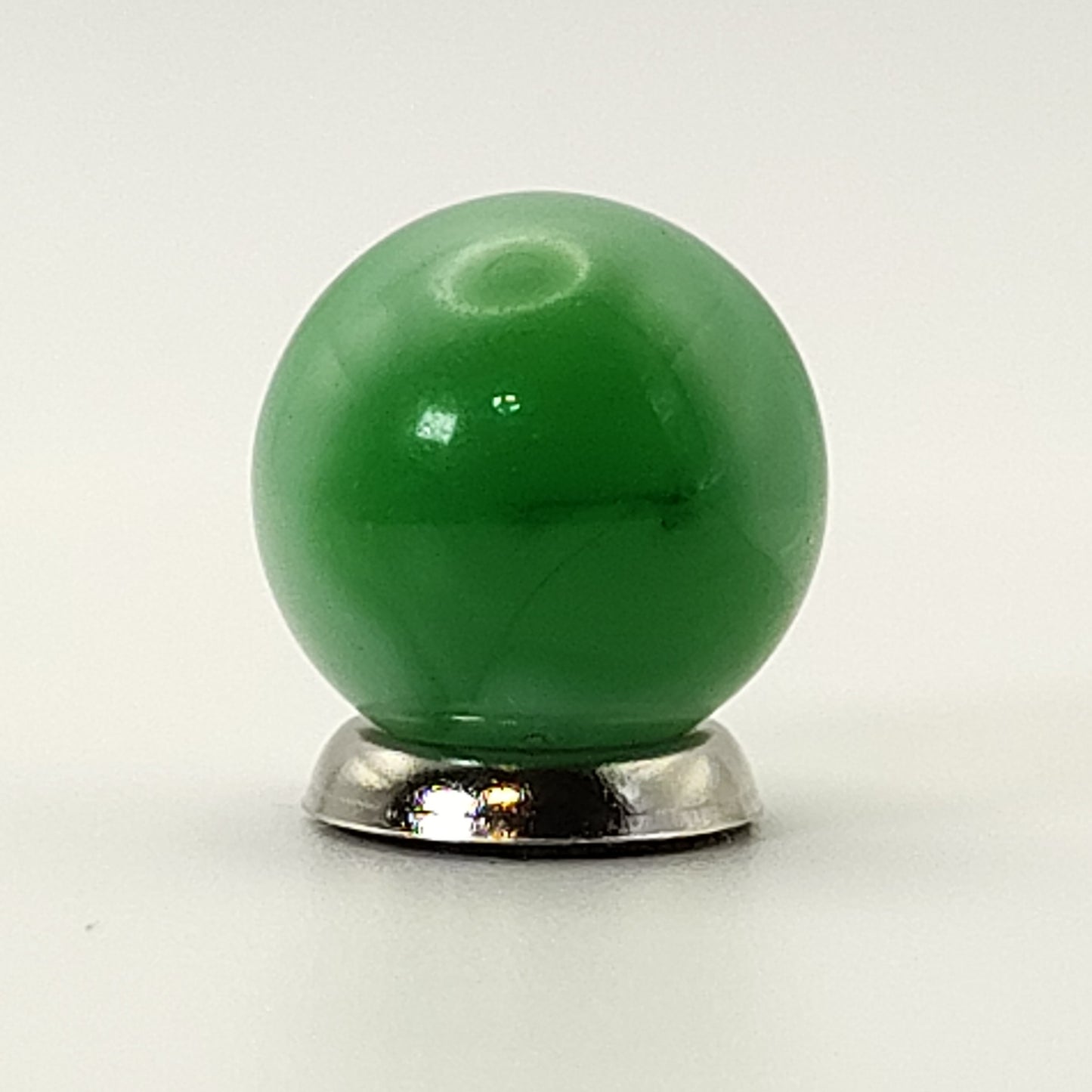 5/8" Swirl Marble Green & White Alley? M-