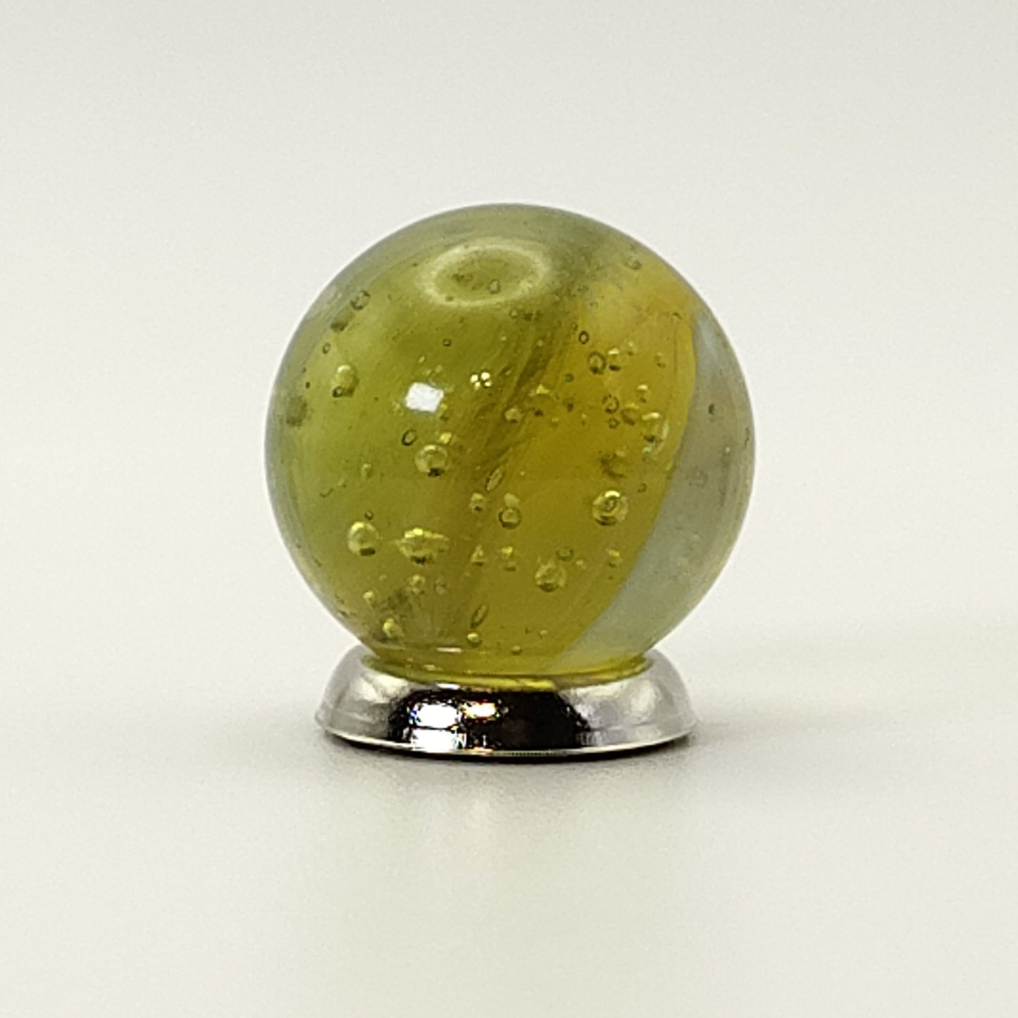 5/8" Transparent Yellow Base White Ribbons Peltier Rainbo NM++