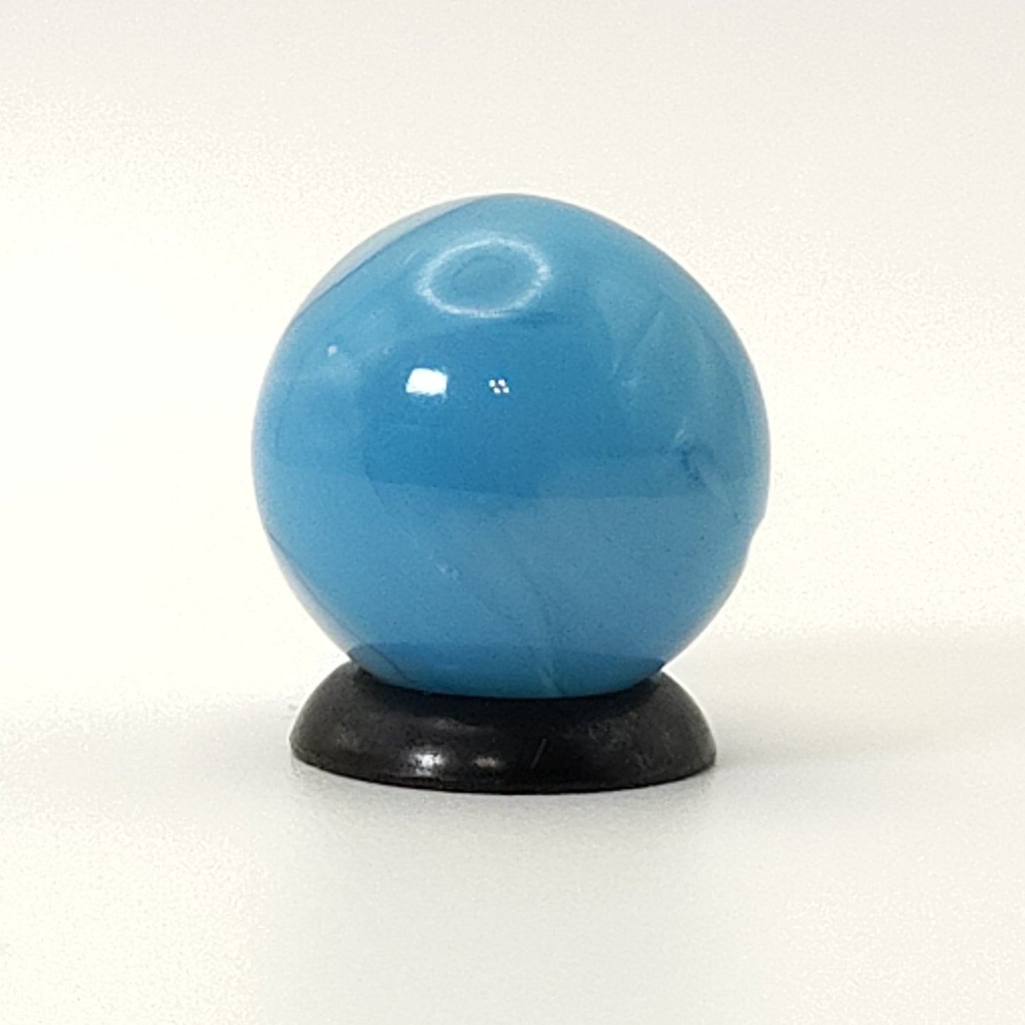 5/8" Swirl Marble Blue & White NM