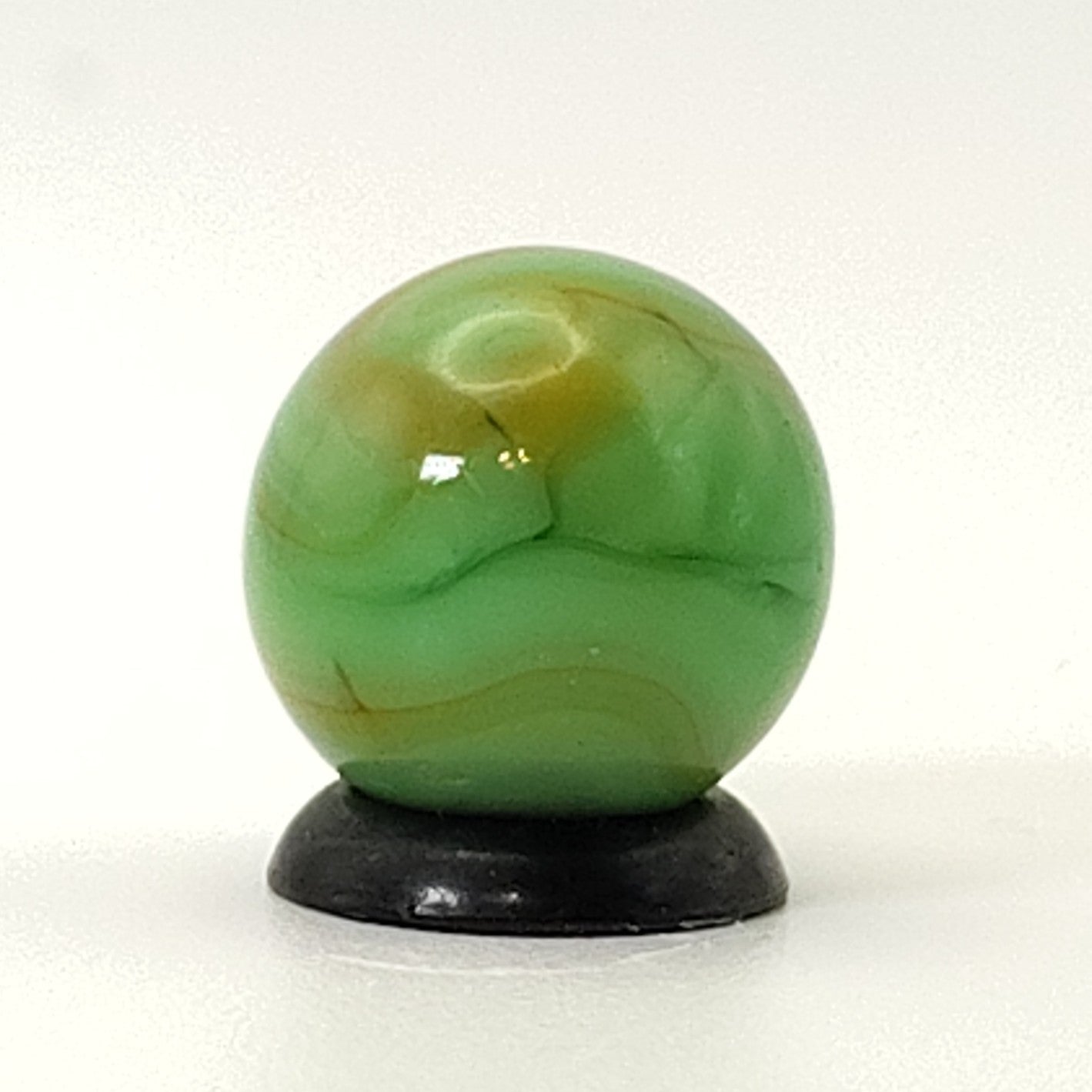 5/8" Swirl Marble UV NM+