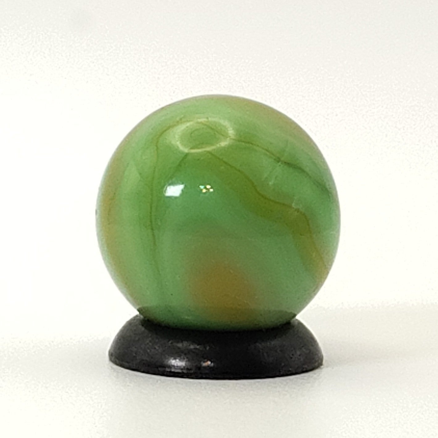 5/8" Swirl Marble UV NM+
