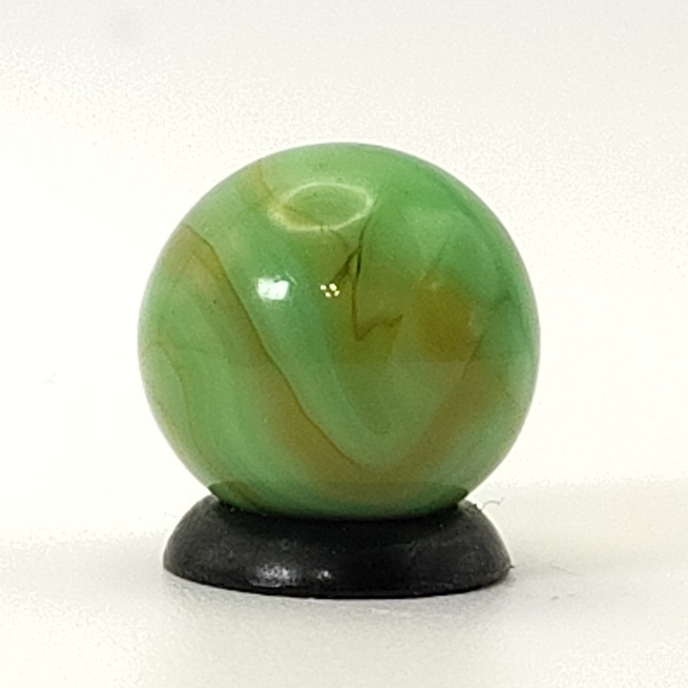 5/8" Swirl Marble UV NM+