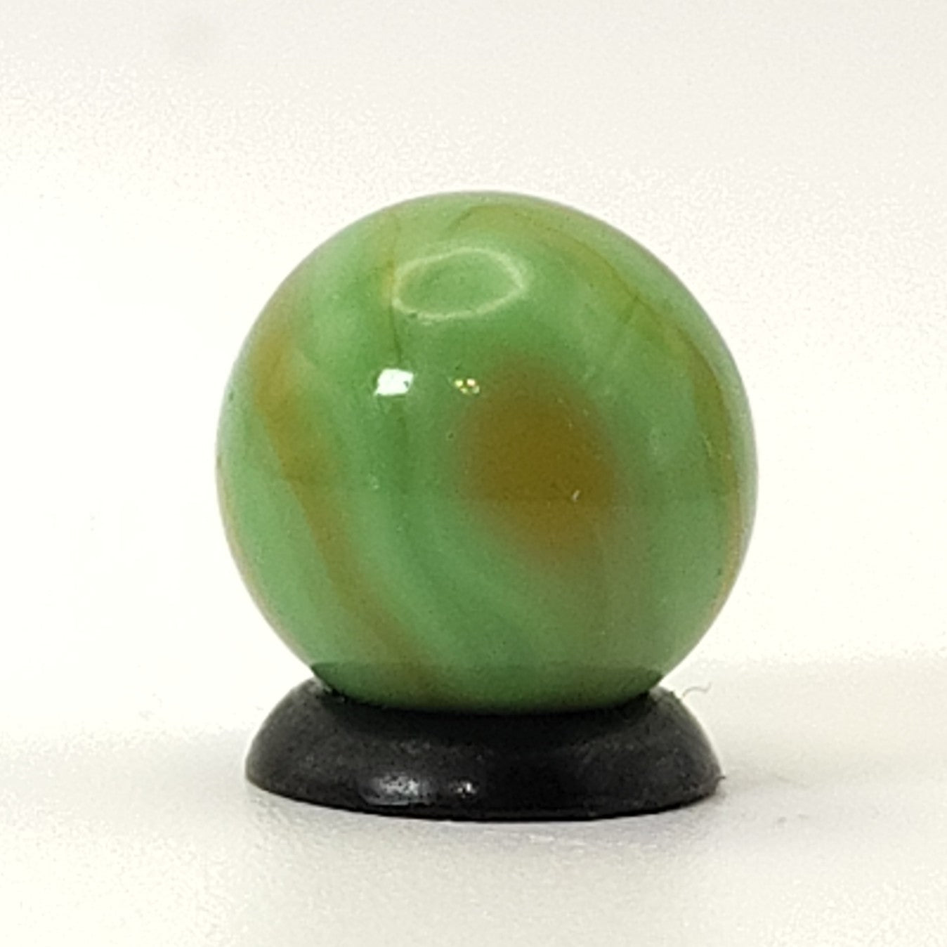 5/8" Swirl Marble UV NM+