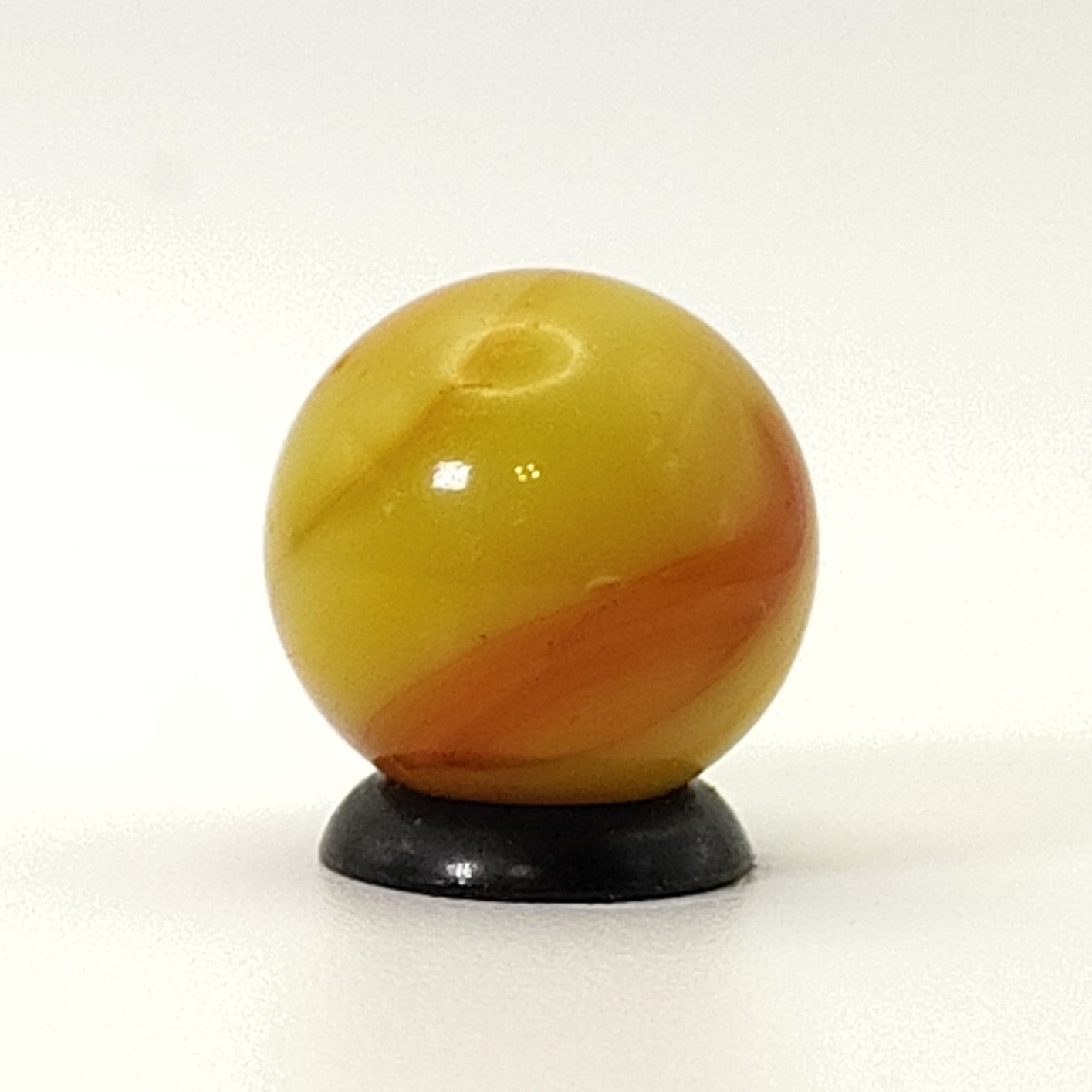 5/8" Swirl Marble Orange & Yellow UV NM