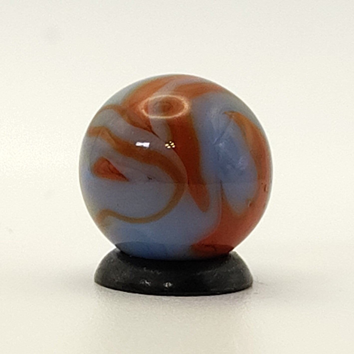 5/8" Swirl Marble Blue & Red UV M-