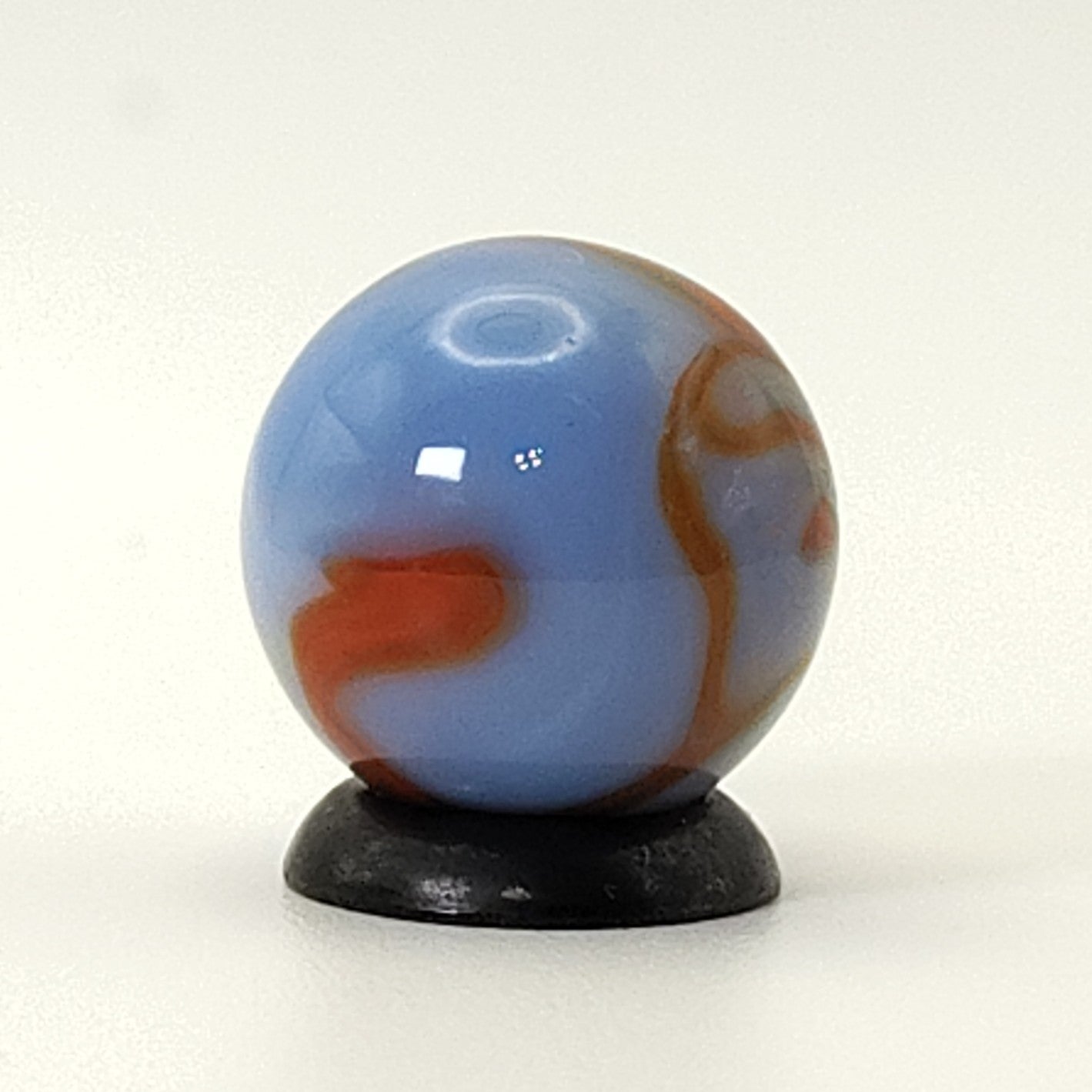 5/8" Swirl Marble Blue & Red UV M-