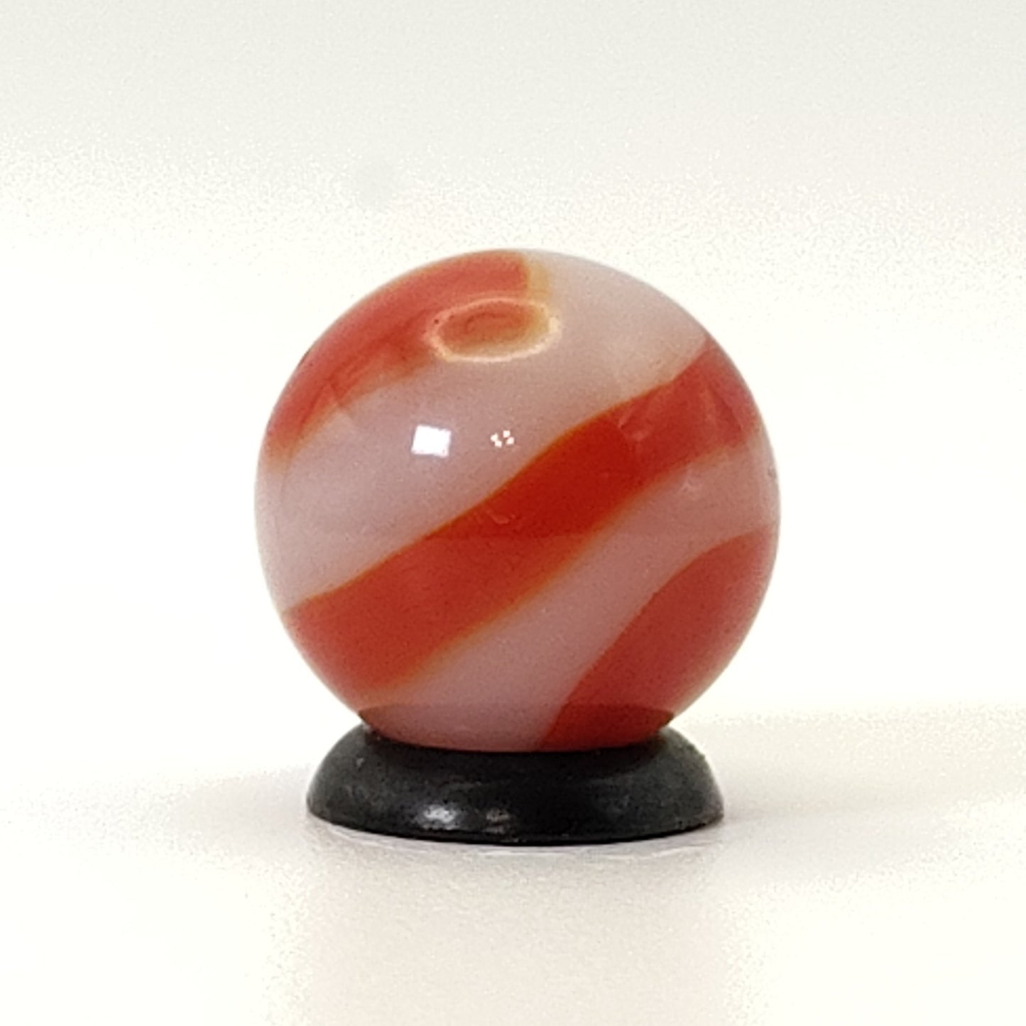 5/8" Akro Agate Corkscrew Marble Red & White URANIUM NM