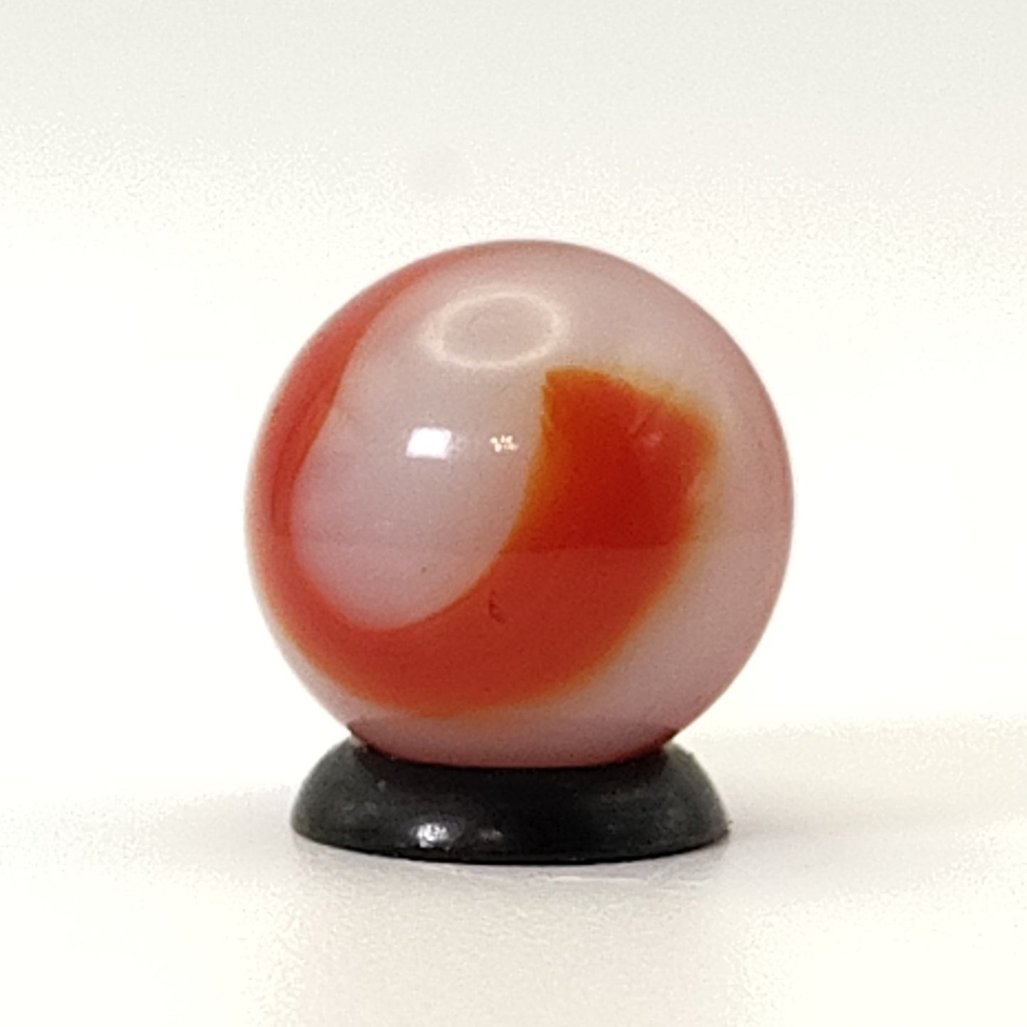 5/8" Akro Agate Corkscrew Marble Red & White URANIUM NM